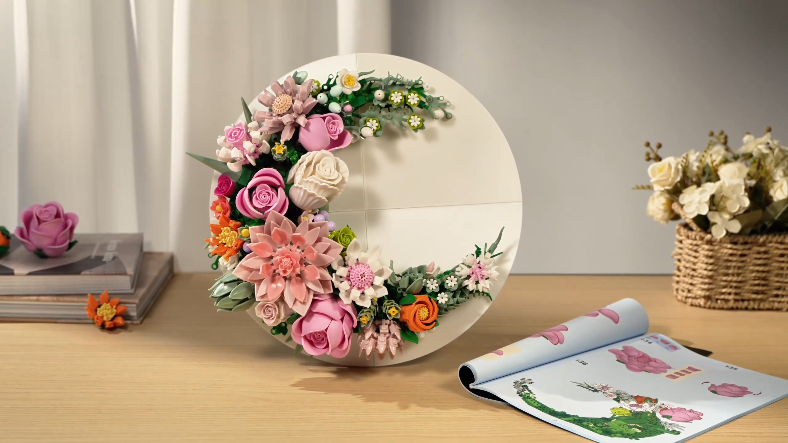 Amazon.com: Pink Moon Flower Building Set, Dahlia Rose Bouquet