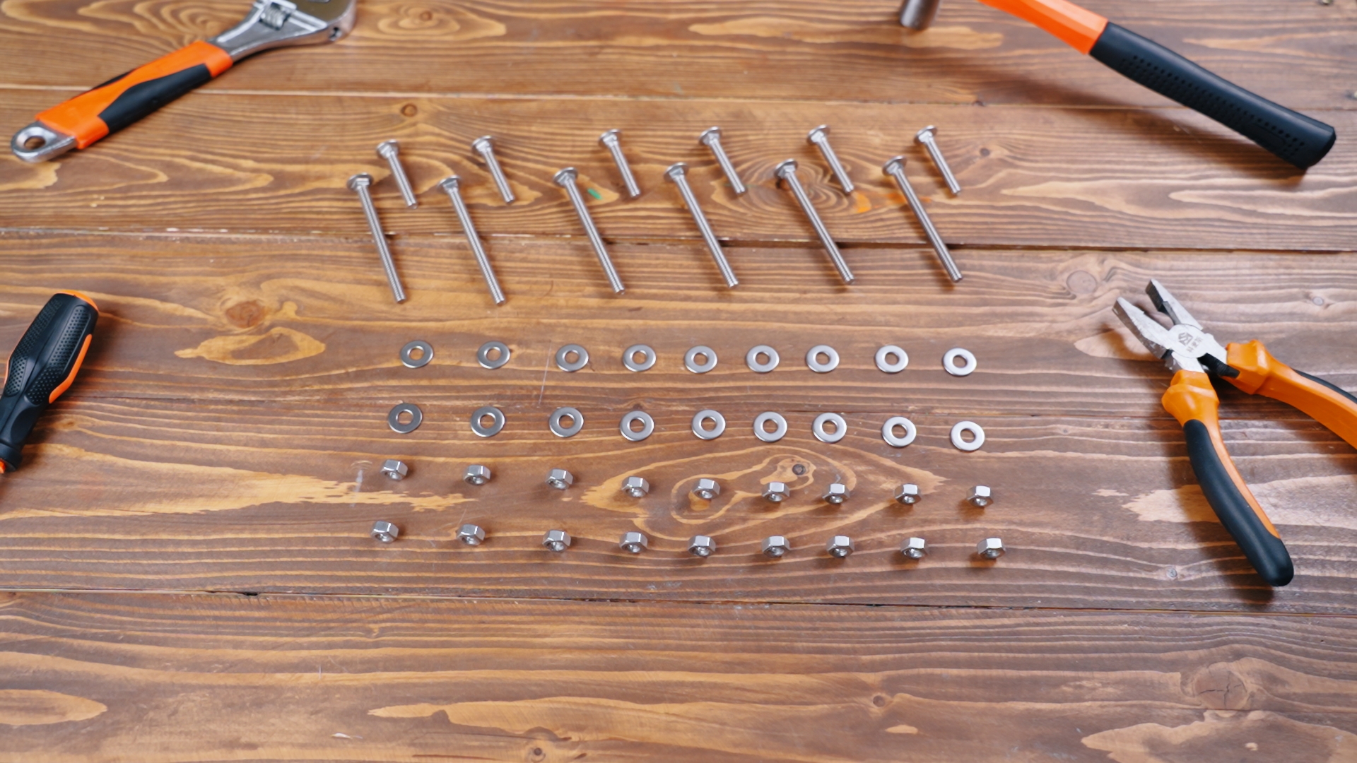 Image of Zonon 25 Sets 1 /4-20 x 1-1 /2 inch Stainless Steel Carriage Bolts and Nuts Kit Round Head Square Neck Carriage Bolts Screws and Hex Nuts and Flat Washers, Stainless 18-8 Full Thread Coverage (Black)