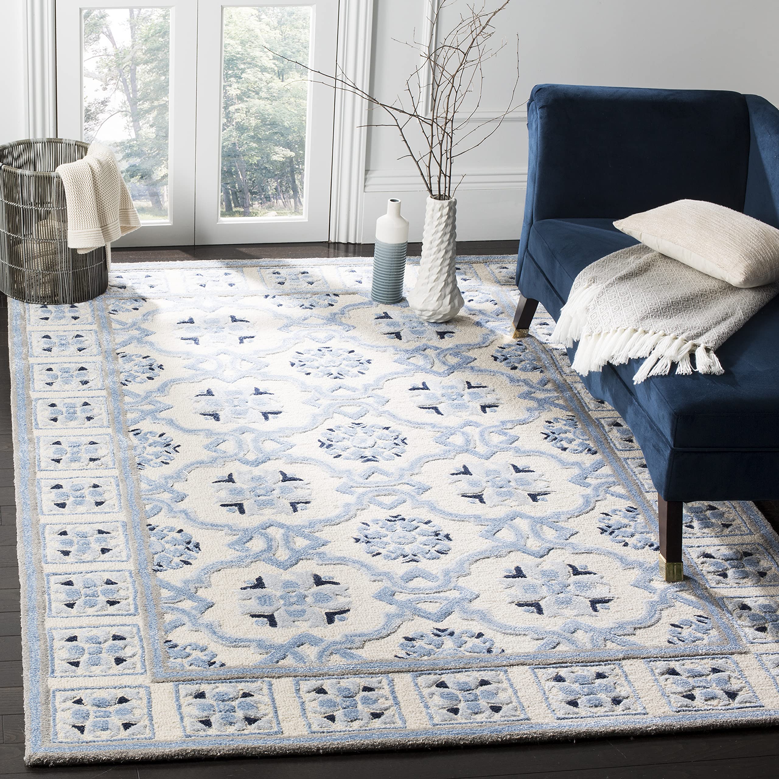 SAFAVIEH Bella Collection Area Rug - 7' Square, Ivory & Blue, Handmade Wool & Viscose, Ideal for High Traffic Areas in Living Room, Bedroom (BEL155A)