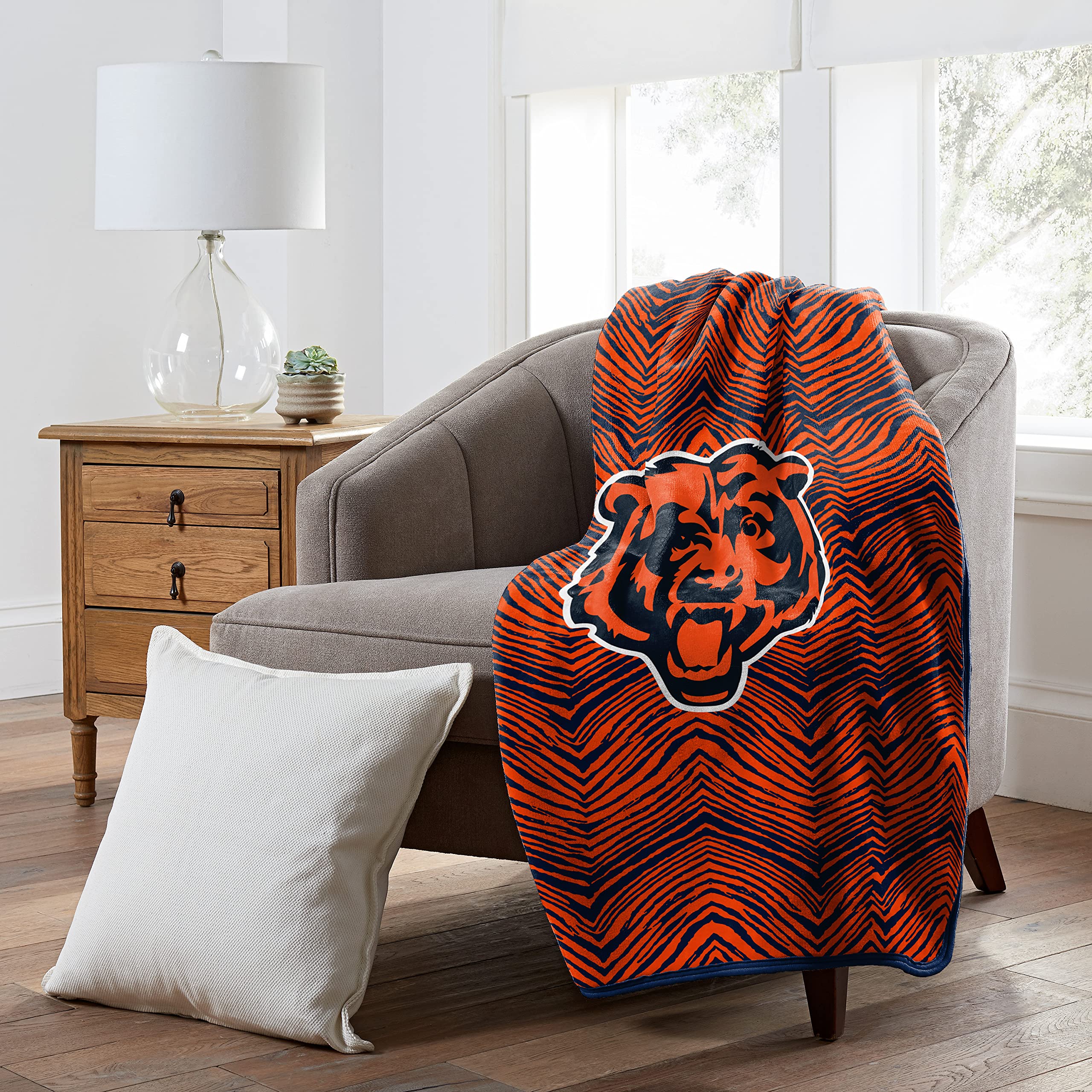 Amazon.com: Zubaz by Northwest NFL Zubified Raschel Throw Blanket