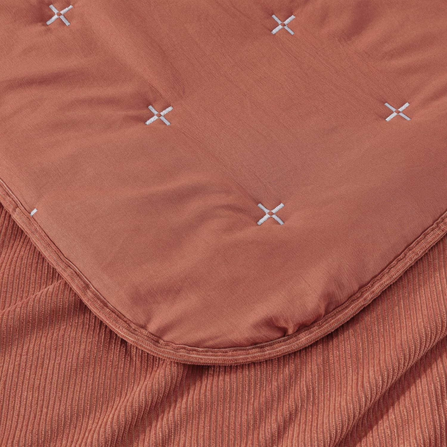 Chezmoi Collection Corduroy Queen Quilt Set Terracotta, 3-Piece Luxury Soft Cross Stitch Polyester Corduory Lightweight Bedspread, 1 Quilt 90 in x 94 in and 2 Pillow Shams 20 in x 26 in