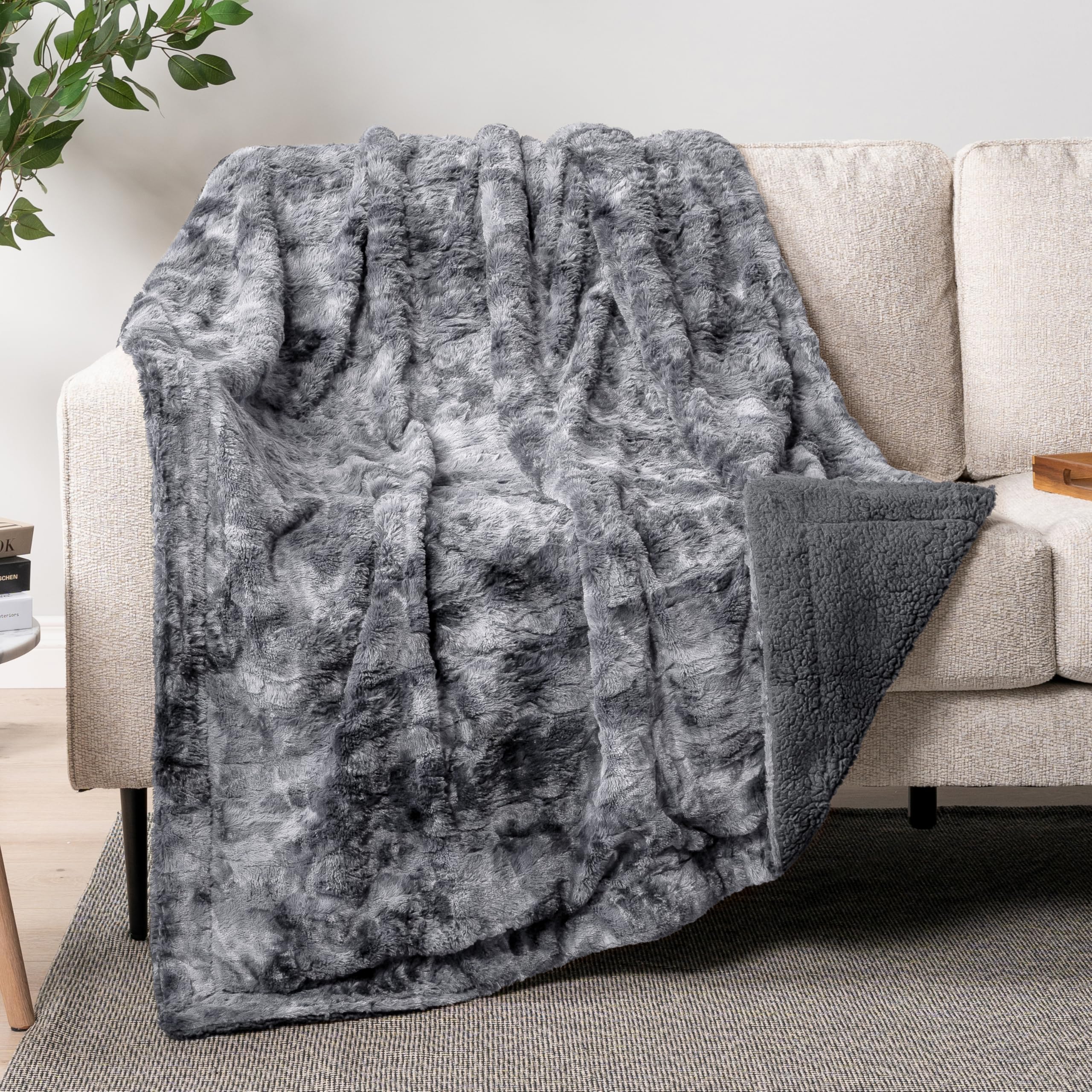 PAVILIA Faux Fur Throw Blanket Tie-Dye Grey, Soft Fuzzy Warm Sherpa Blankets & Throws for Bed, Fluffy Plush Thick Fleece Throw Blanket for Couch Sofa,