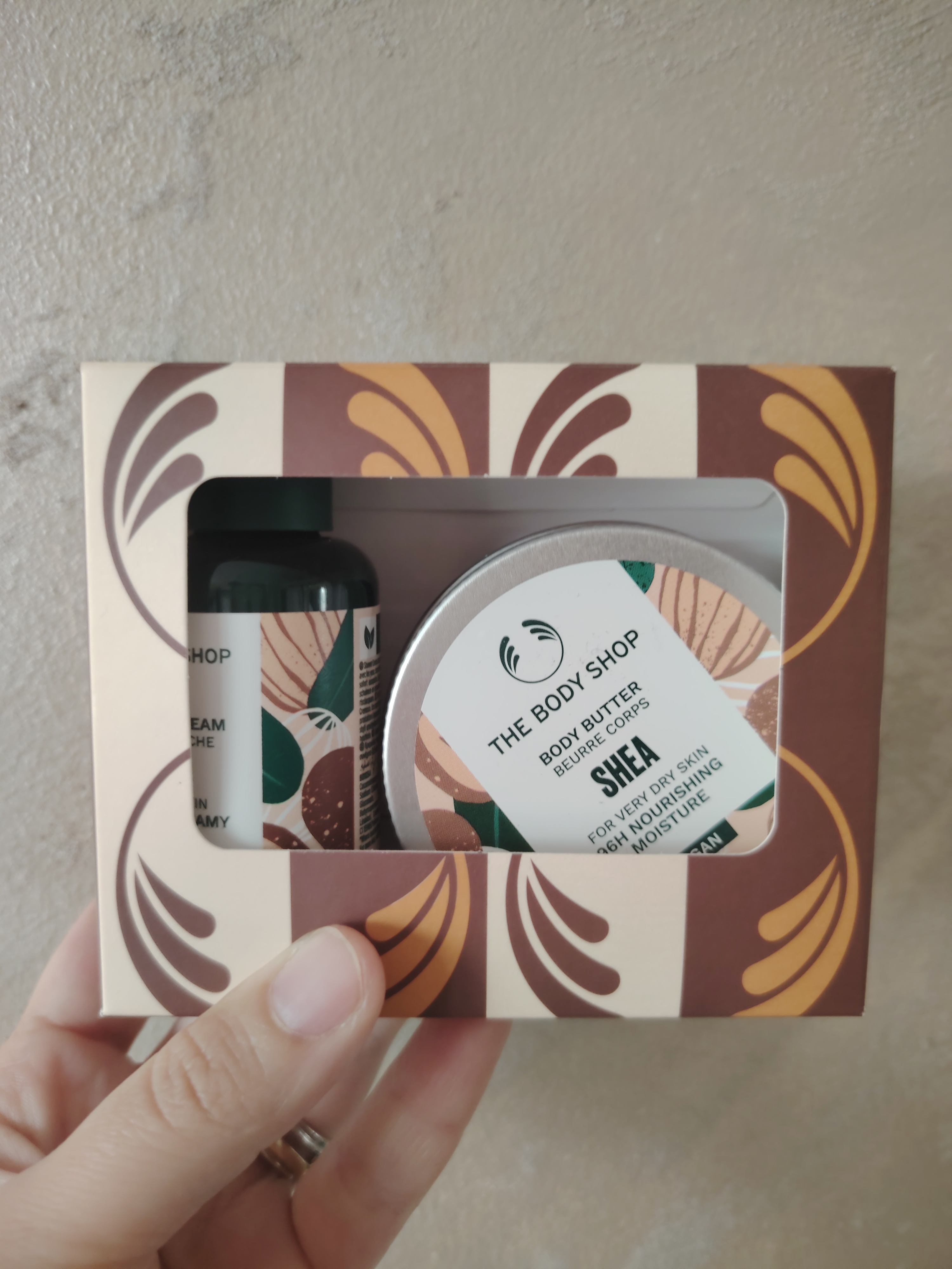 Image of The Body Shop Shea Shower Cream and Body Butter Gift Set 1 Pack
