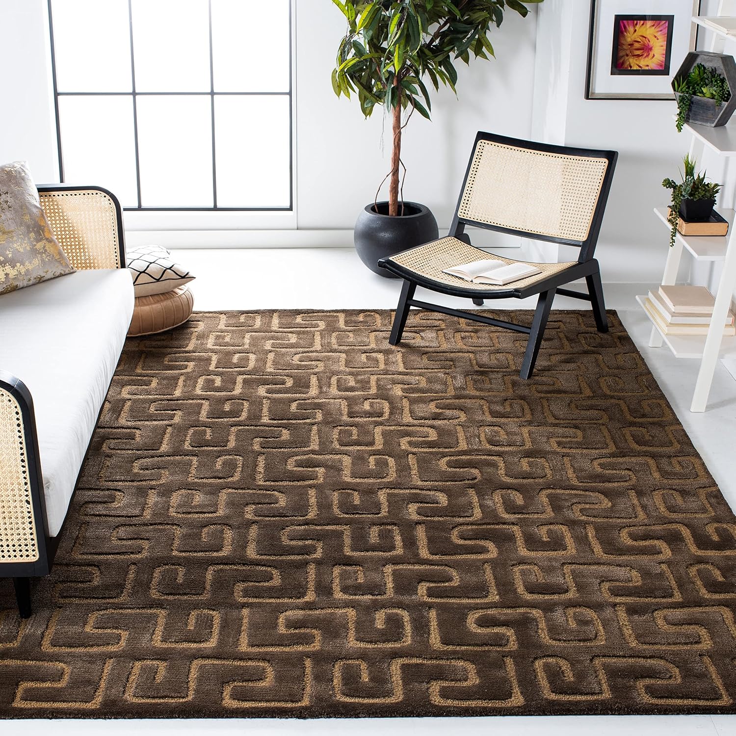 SAFAVIEH Soho Collection 9'6" x 13'6" Light Green SOH416D Handmade Premium Wool Area Rug