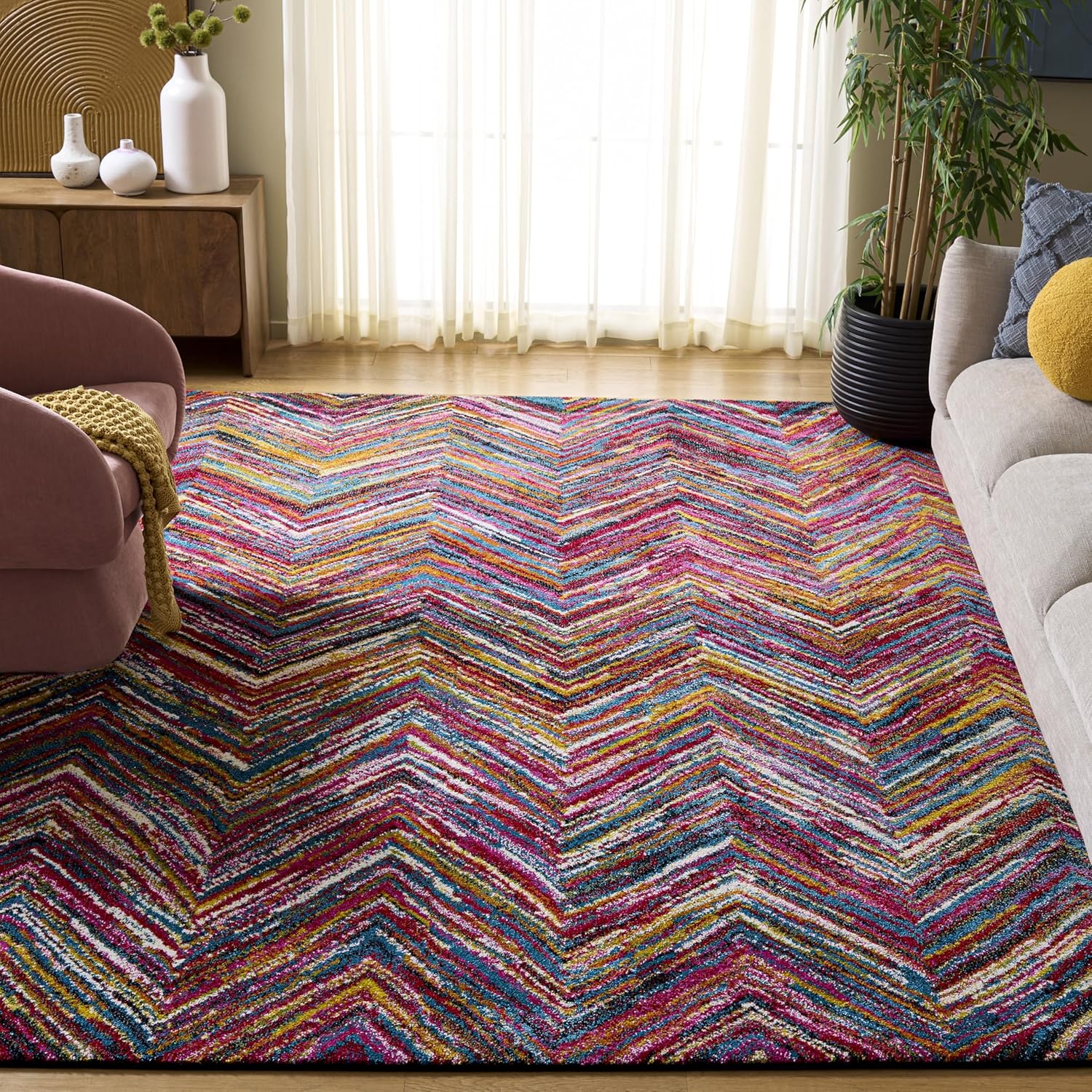 SAFAVIEH Area Rug 8x10 - Aruba Collection - Large - Multi, Boho Chevron Pattern, Non-Shedding & Easy Cleaning, Ideal for Living Room, Bedroom, Office, Dining Space (ARB505M)