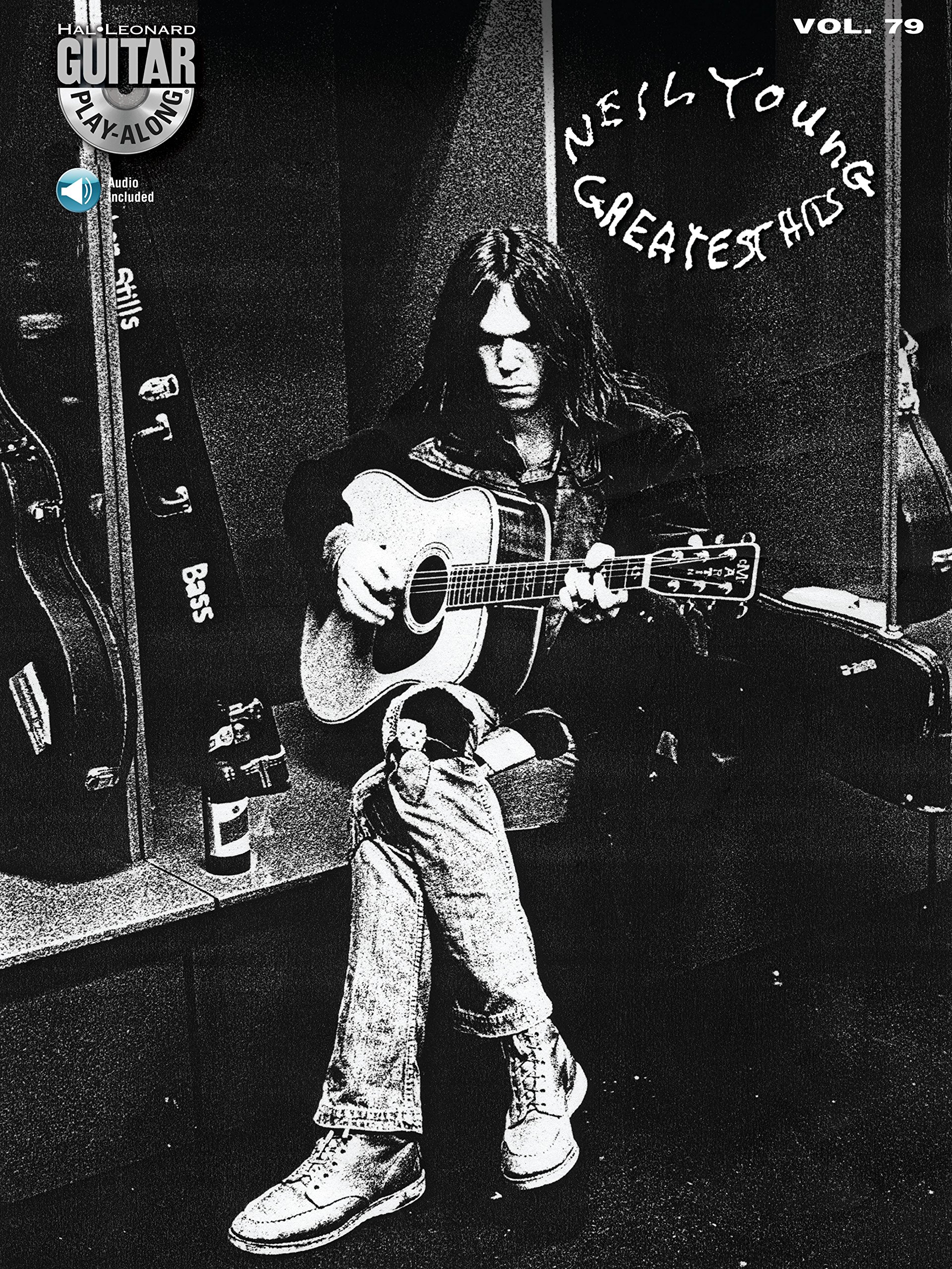 Neil Young Guitar Play-Along Volume 79 livre de partitions en anglais