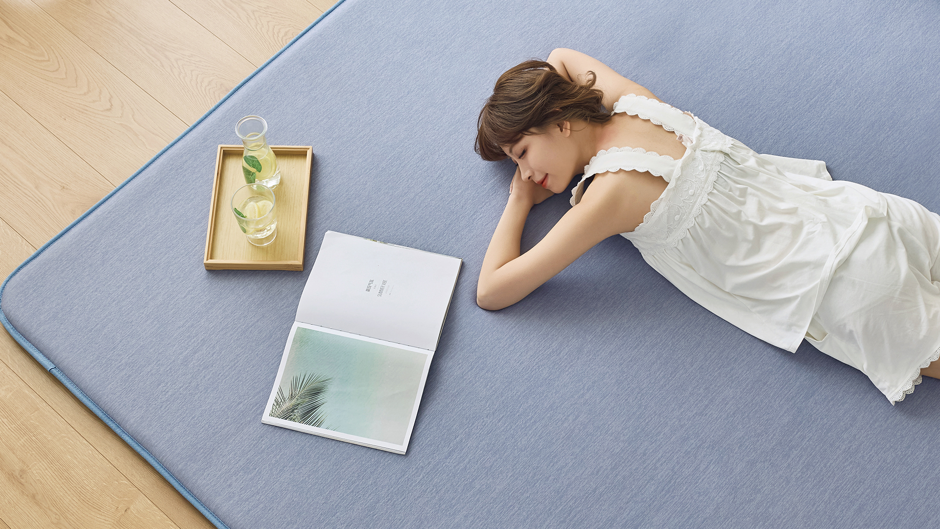 Amazon | VK Living 極厚30mm 夏用ラグマット 接触冷感 【SUPER ICE