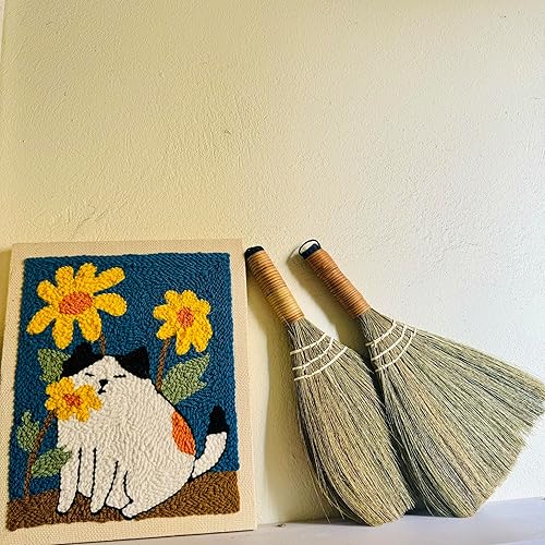 Miniatura 6 de Juego de 2 escobas para niños de 12.6 pulgadas, escoba suave de paja natural vietnamita, escoba pequeña