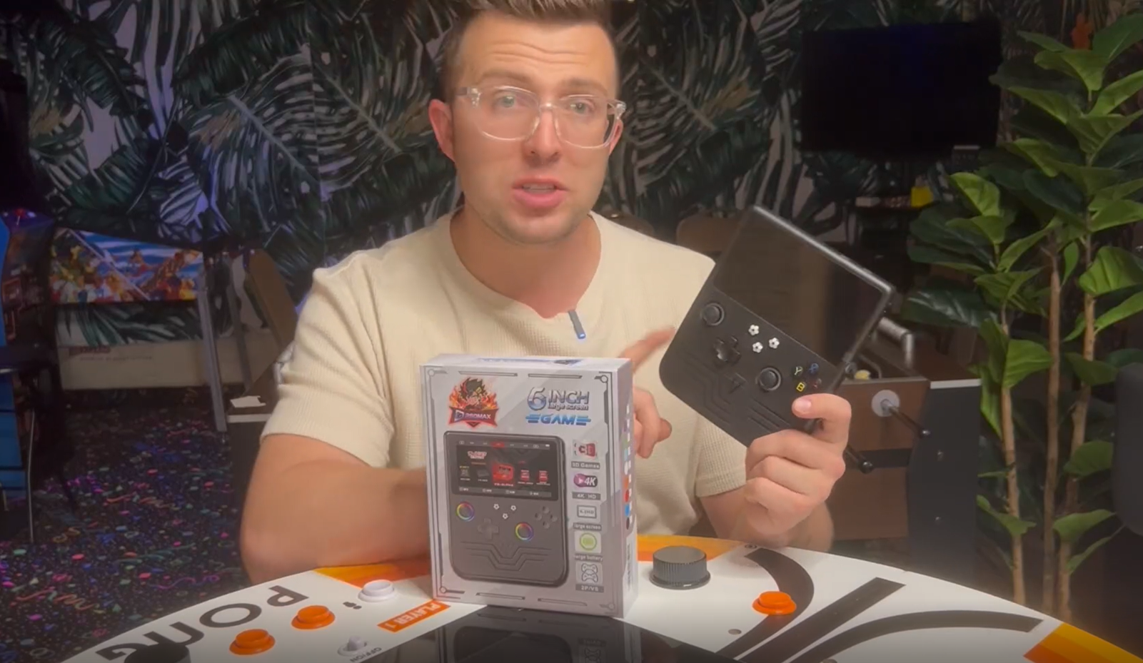Amazon.com: Hedlaoy R60 Max Handheld Game Console, 128GB Retro