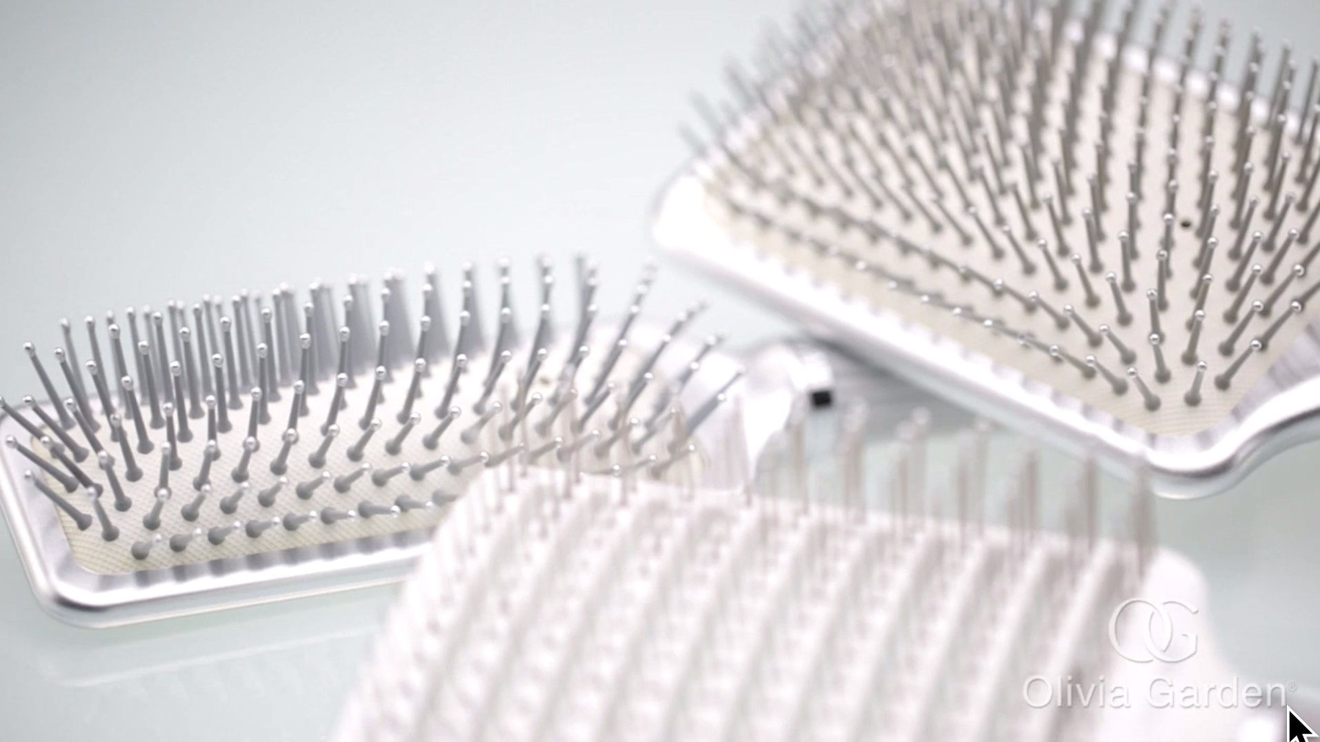 Amazon.com: Olivia Garden Ceramic + Ion XL Pro Paddle Hair Brush