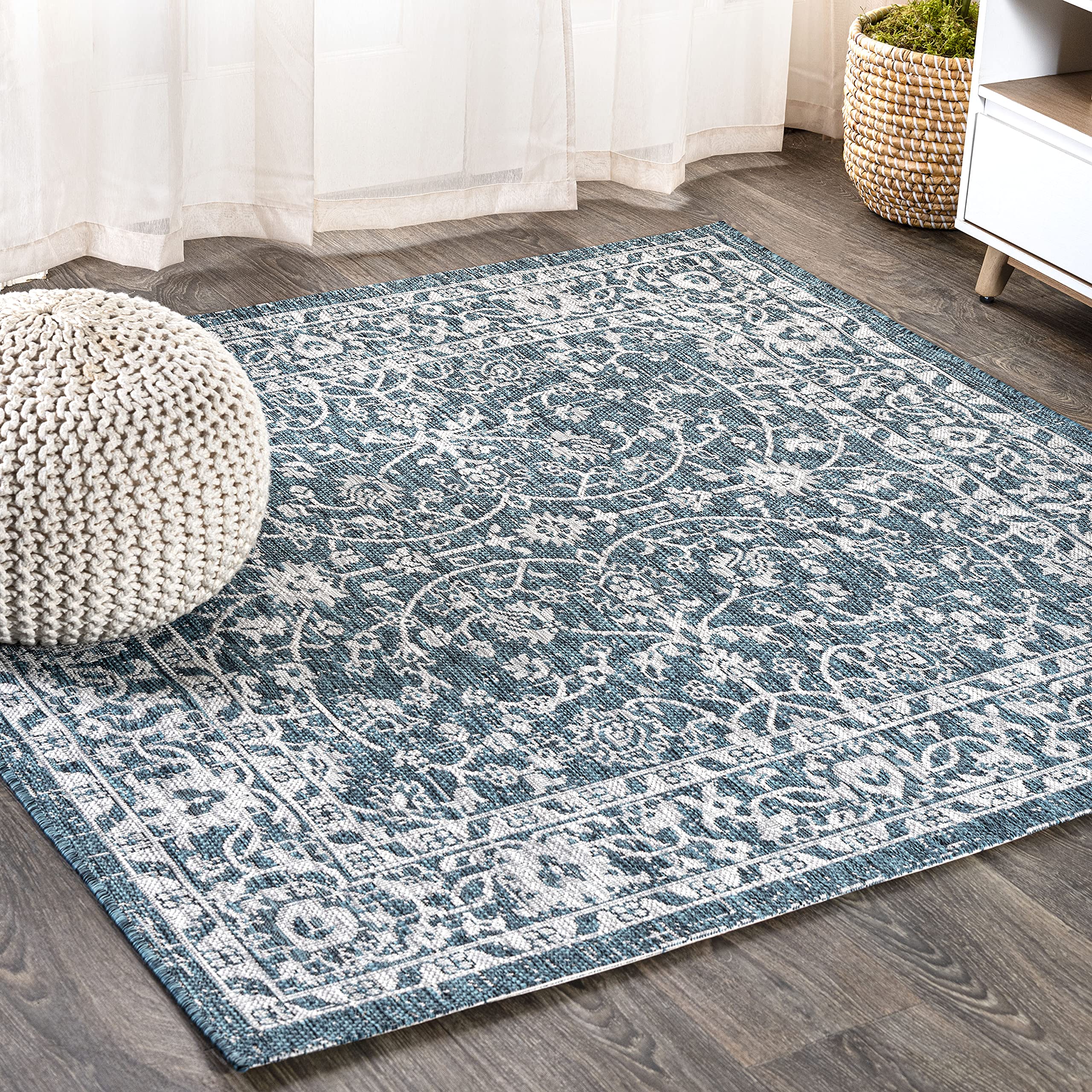 JONATHAN Y Vine & Border Square Area Rug