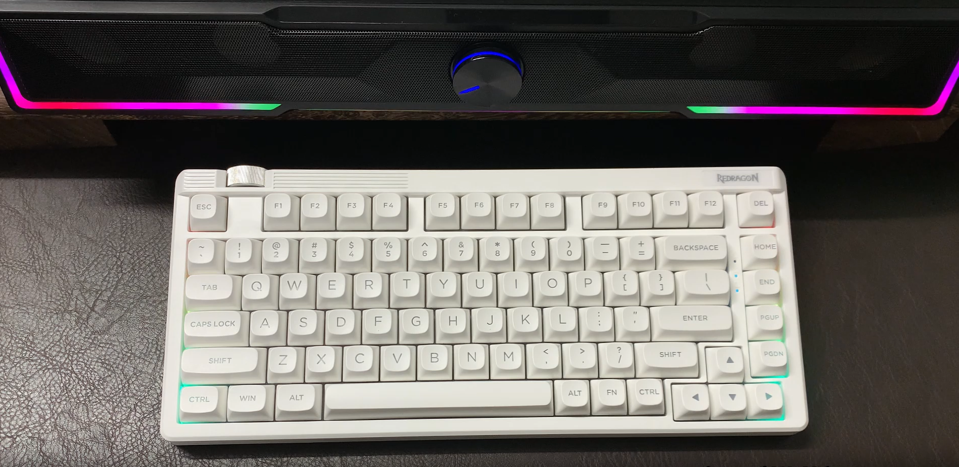 Amazon | Redragon K757 ワイヤレスゲーミングキーボード 75% テンキー