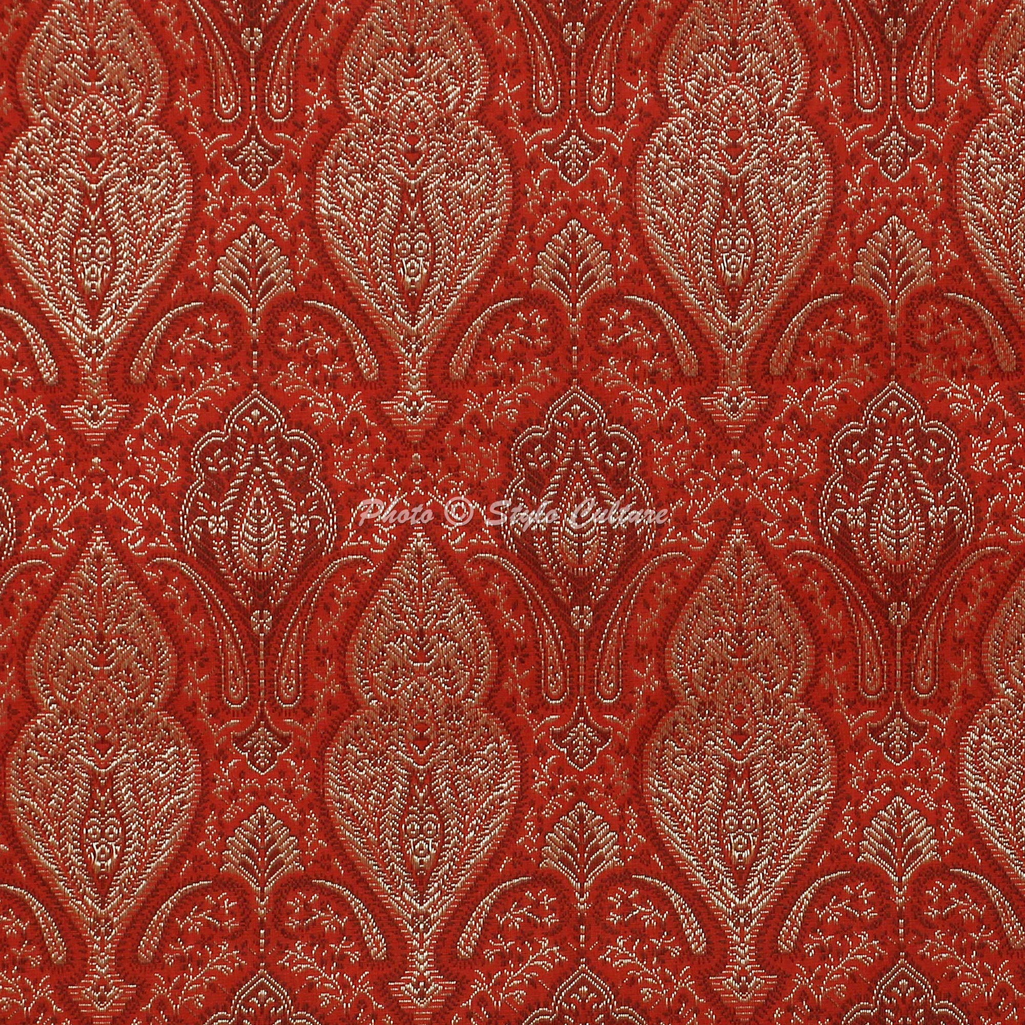 Stylo Culture Copricuscino cilindrico in Broccato Indiano con Trama Jacquard Floreale Rossa Cuscino Yoga Rotondo Copricuscino Tubolare Damascato Tradizionale - (76x38 cm) | 1 Pezzo (Solo Copertina