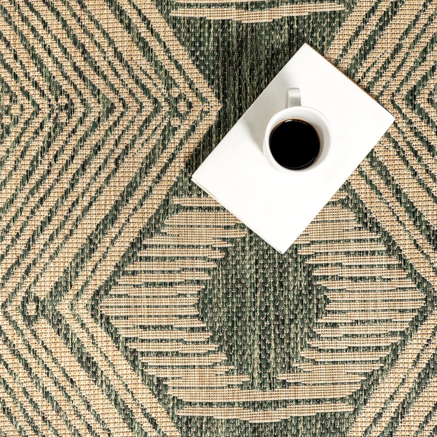 Nuloom Ranya Green/Ivory, 4' x 6', Tribal Geometric, Soft and Cozy, High Traffic, Stain Resistant, Easy Clean, Durable Area Rug for Indoor/Outdoor Patio, Deck, Porch, Garden, Courtyard