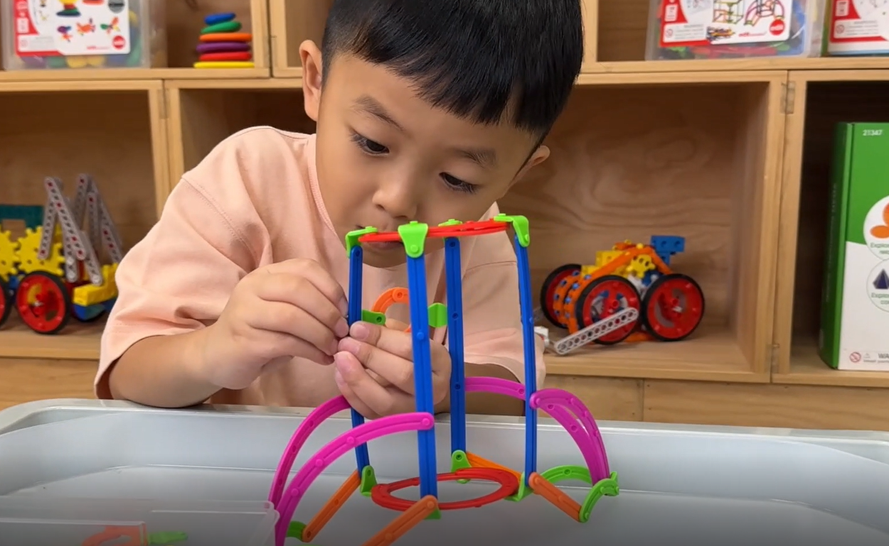 Amazon.co.jp: Edx Education GeoStix 3D組み立ておもちゃ | 知育玩具