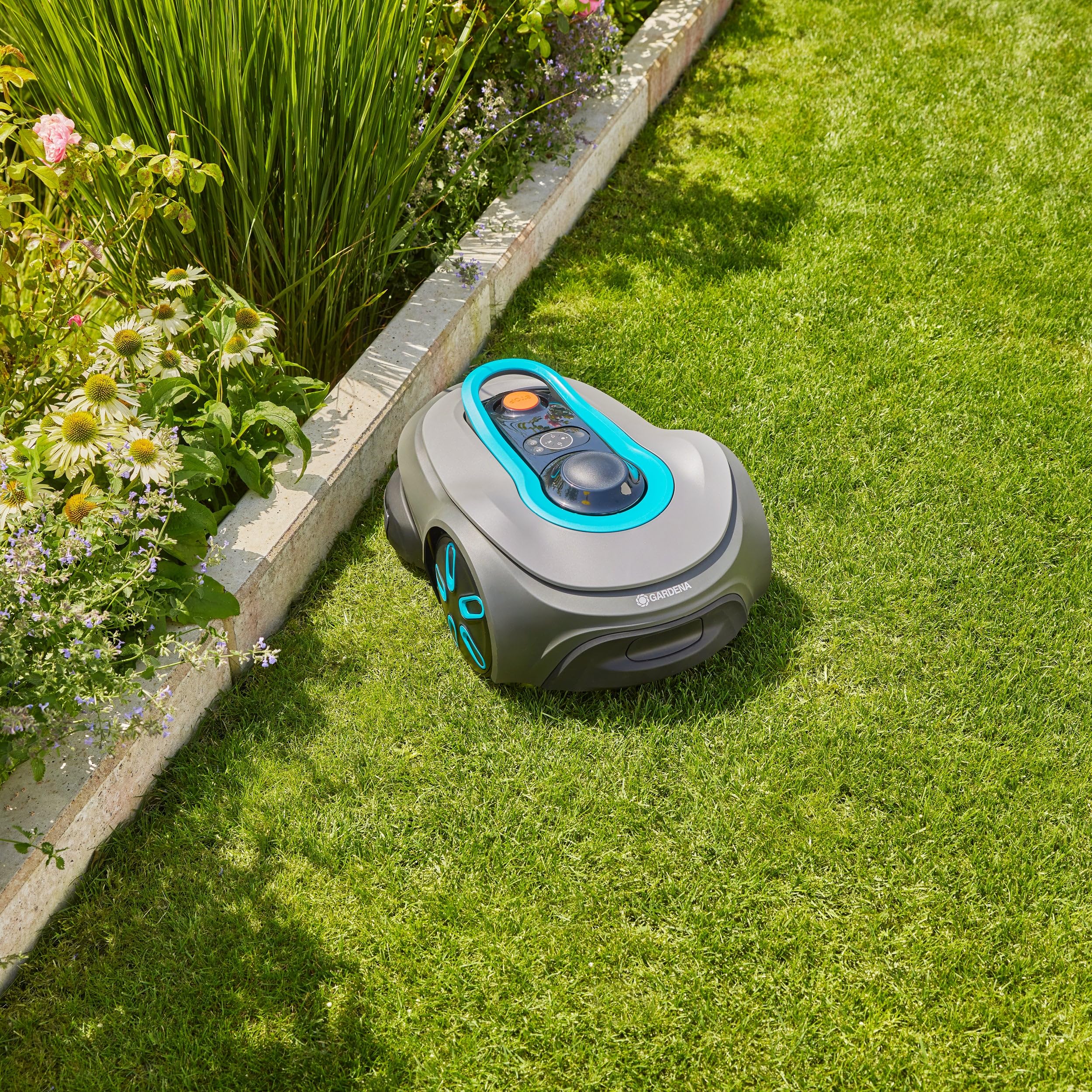 Gardena smart SILENO Free Set 600 m² Mähroboter, kabellos, für Rasenflächen bis 600 m², LONA Intelligence, ohne Begrenzungskabel, leiser Betrieb, intelligenter Mäher mit App Steuerung (19921-20)
