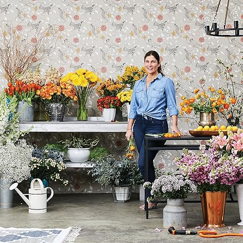 Miniatura 2 de Novogratz x Tempaper Greige Birds - Papel tapiz extraíble, 20.5 x 16.5 pies, fabricado en los Estados Unidos