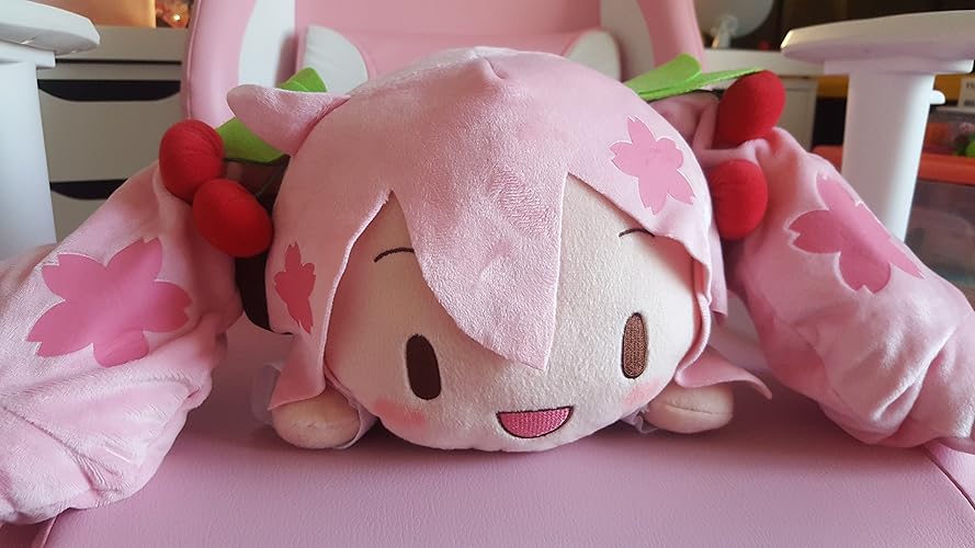 Amazon.co.jp: セガ 初音ミクシリーズ メガジャンボ寝そべりぬいぐるみ
