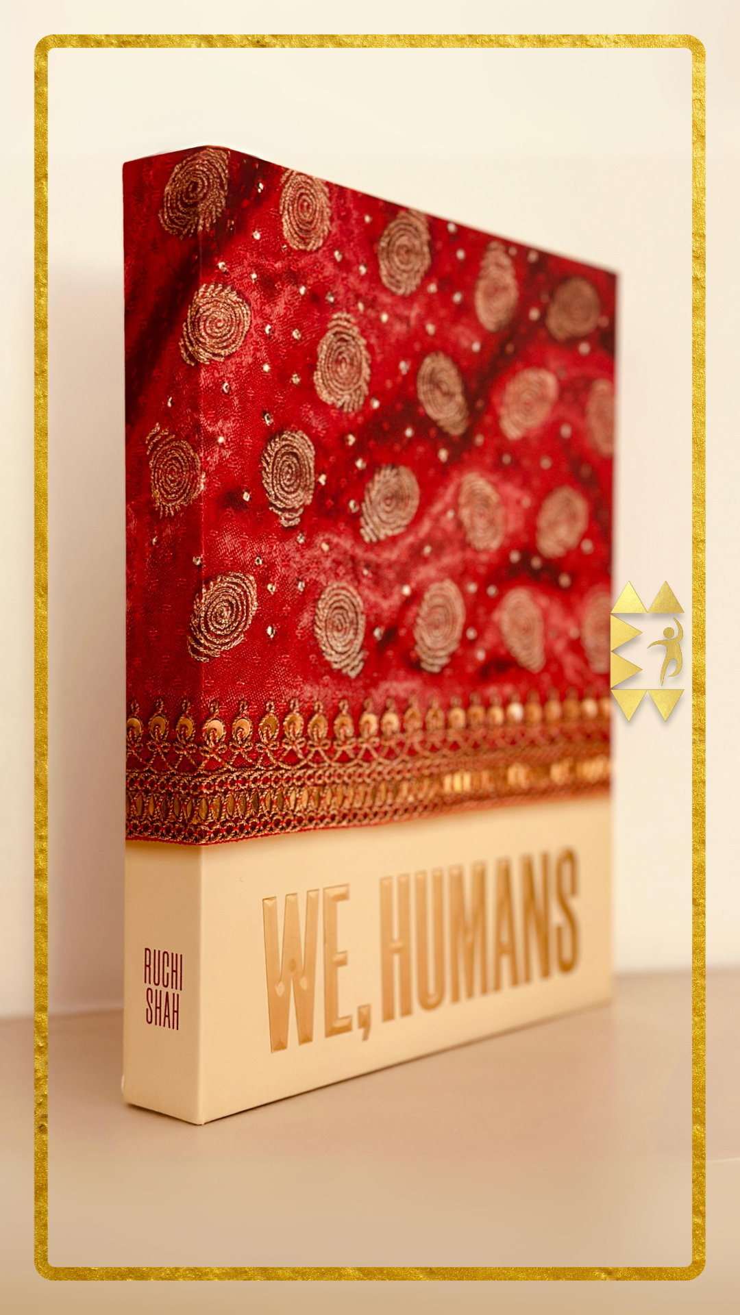 洋書 How We Became Human How We Became Human: New and Selected Poems 1975-2001 by Joy