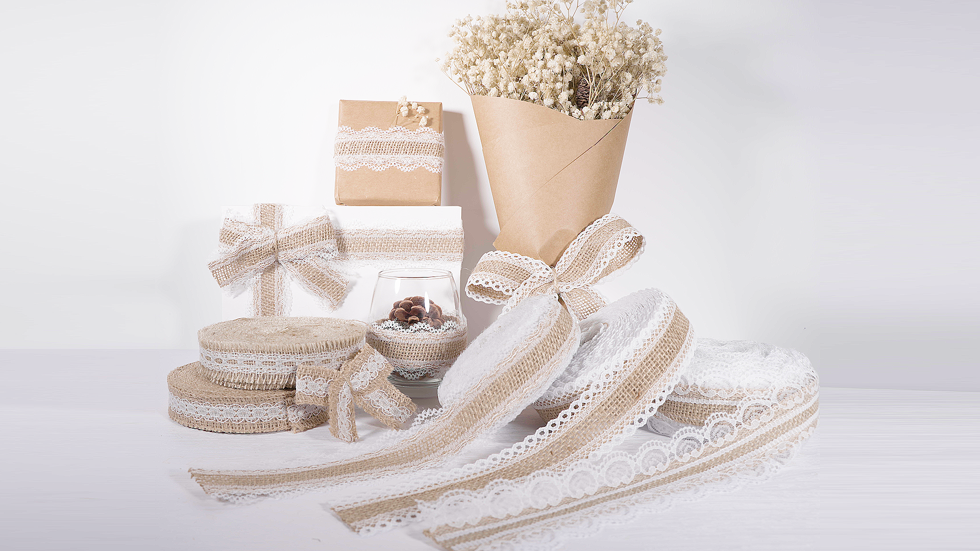 Ruban Jute Naturel 2.5cm X 20m - Bord Dentelle Blanche - Style Vintage - Pour Déco, Mariage, Artisanat