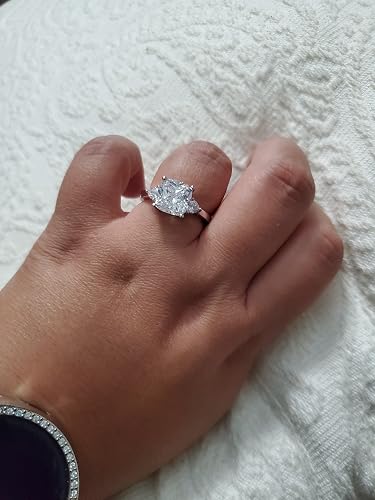 Review Image by Mr. & Mrs. Royals