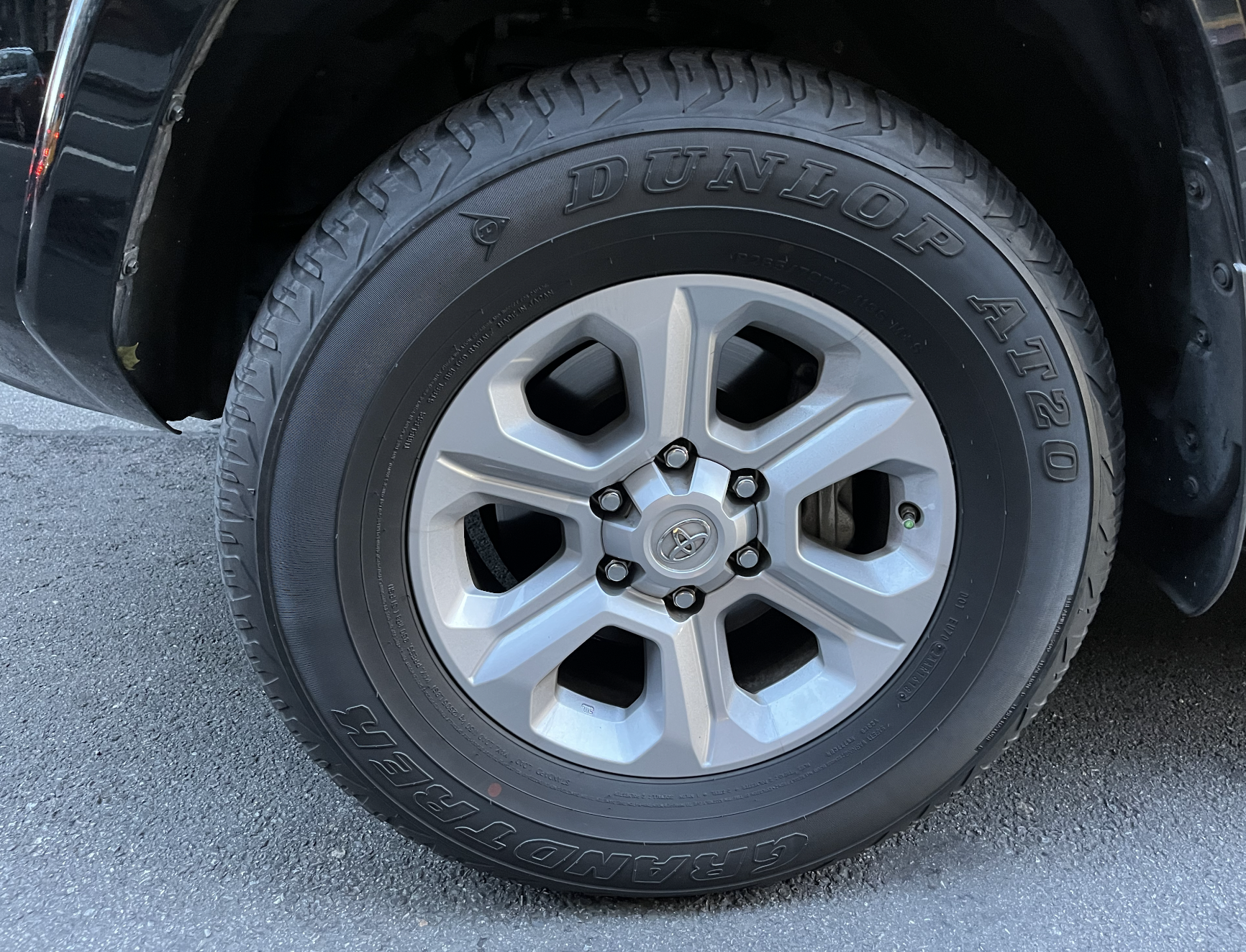Watch THESE THINGS GRIP ! Dunlop Grandtrek AT20 Tires on Amazon Live