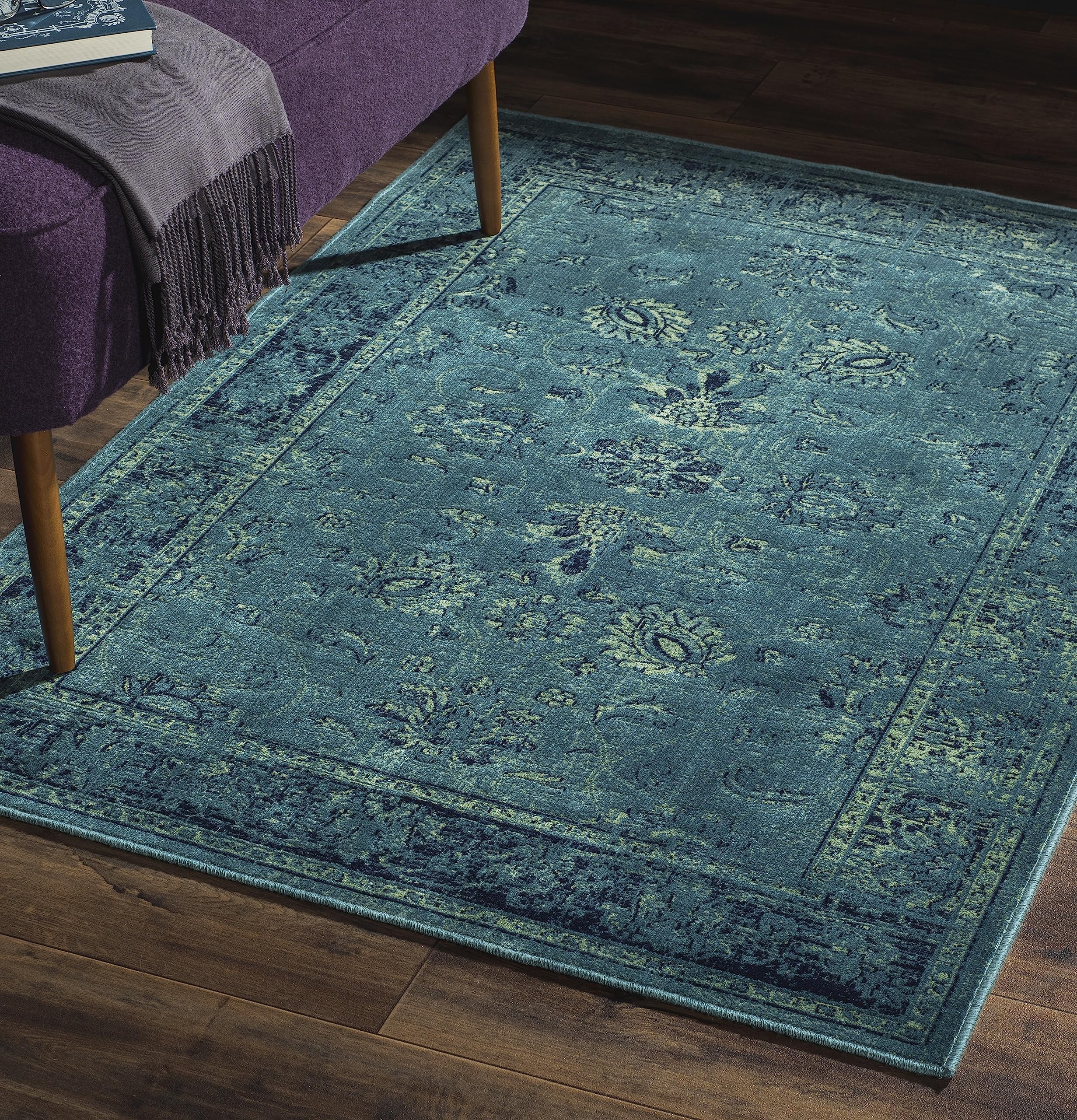 SAFAVIEH Vintage Collection Accent Rug - 3'3" x 5'7", Turquoise & Multi, Oriental Distressed Viscose Design, Ideal for High Traffic Areas in Entryway, Living Room, Bedroom (VTG117-2220)