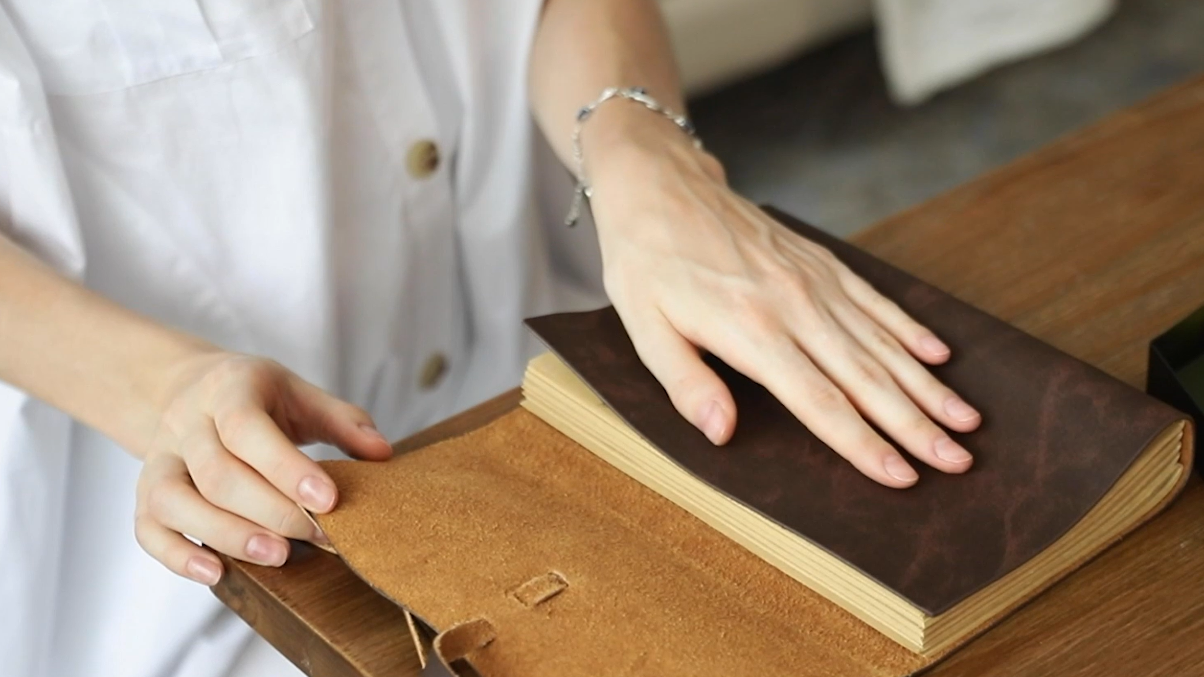 Amazon.com : RILIHO Leather Journal Notebook - Genuine Leather
