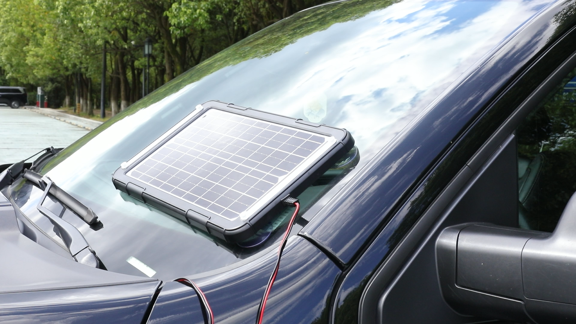 POWOXI 10W 12V Magnetic Solar Battery Trickle Charger Maintainer, Built-in MPPT Intelligent Charge Controller, Waterproof Solar Trickle Charger Alligator Clip for Car RV Motorcycle Marine, etc