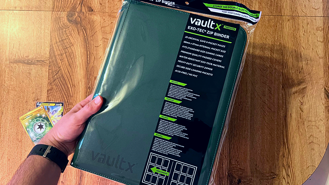 うぃーむページ Watch Vault X Premium Exo-Tec Zip 9 Pocket Binder - GREEN on