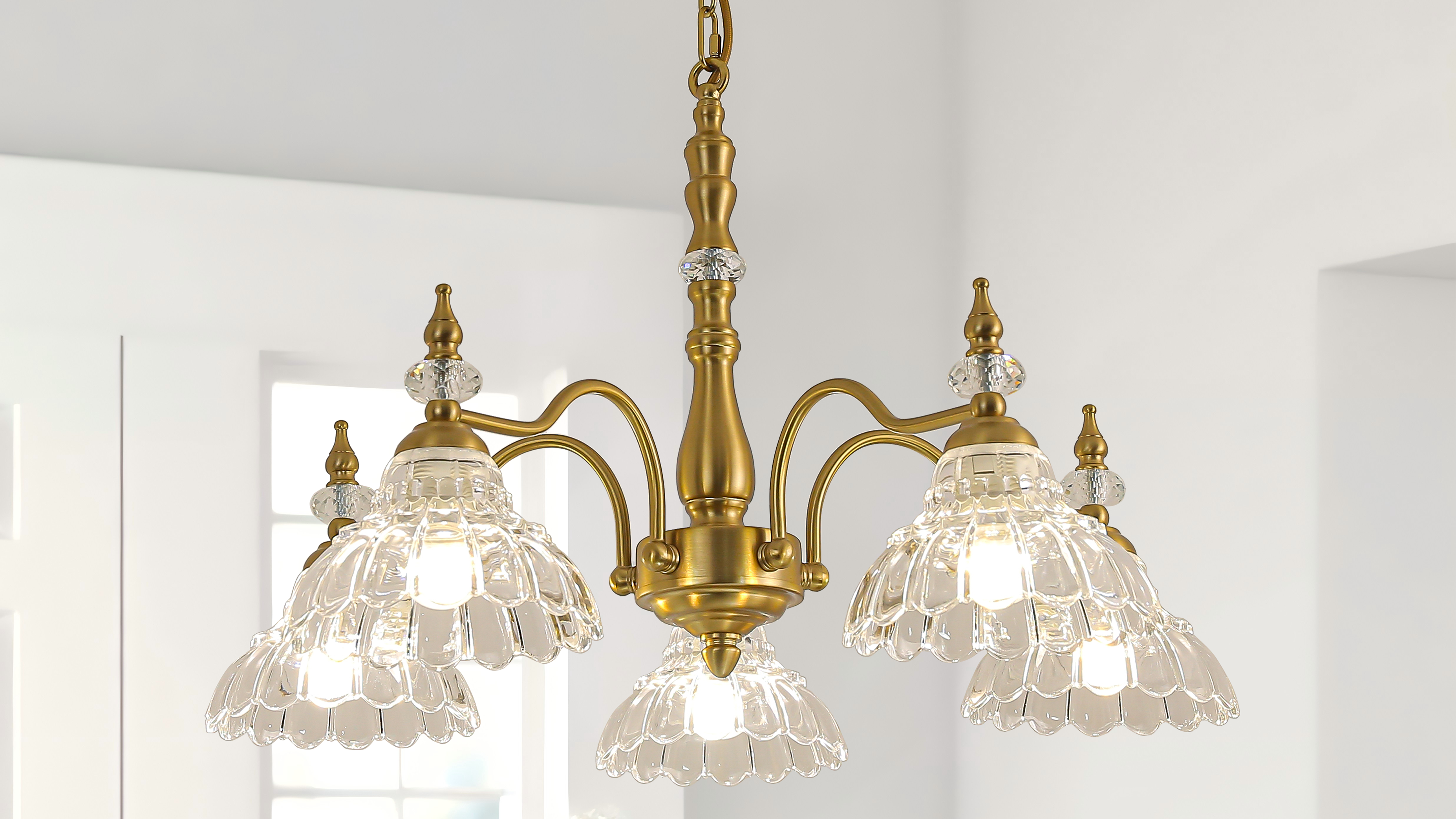 アンティークドリーミング／Antique Dreaming Smokey Crystal Vintage Chandelier – Pop Cycle Tucson