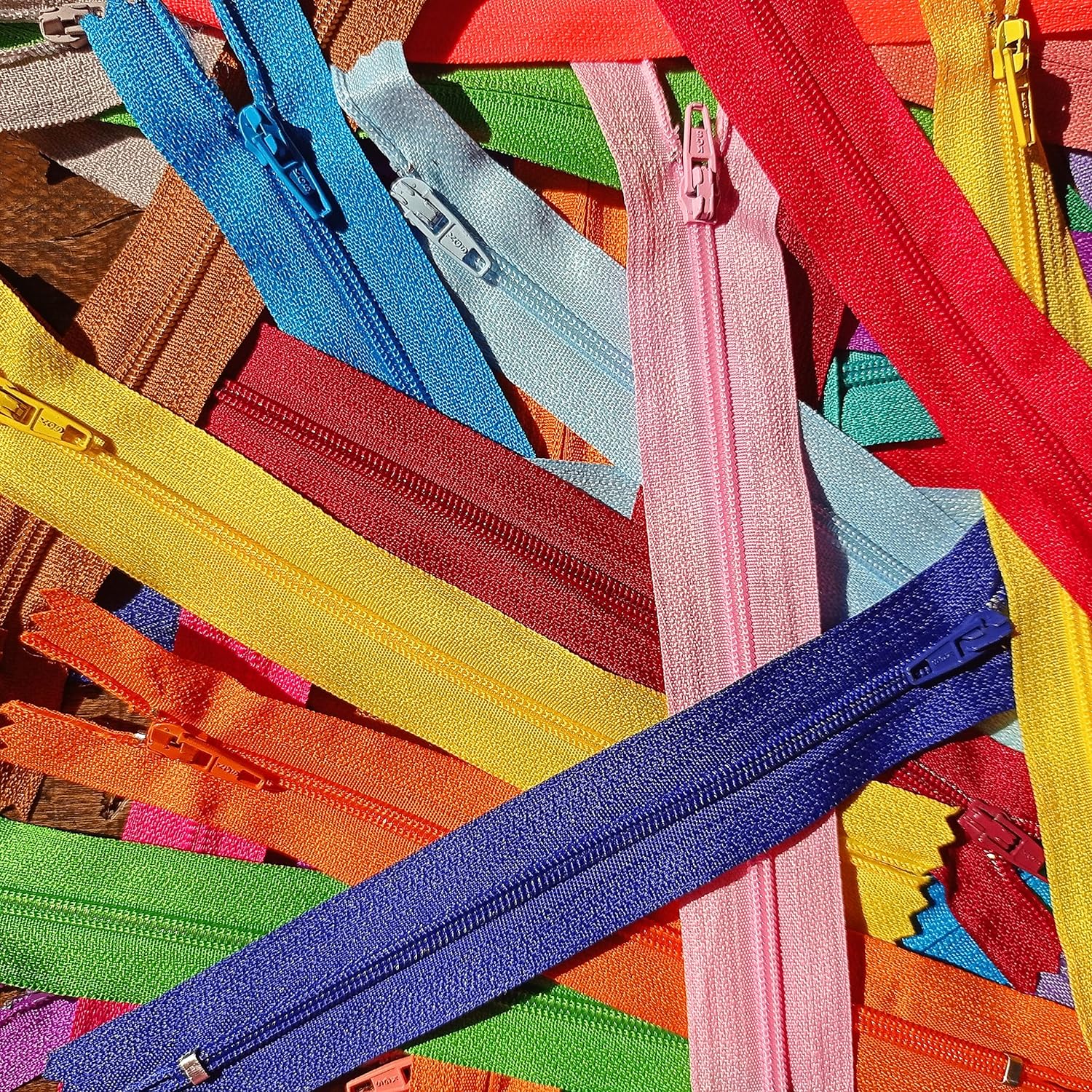 KGS Nylon Zippers | High Quality Bulk Zippers for Sewing Crafts | Bundle of 5"+7"+9"+12"+15" Zippers | 100 pcs/Pack (Mix)