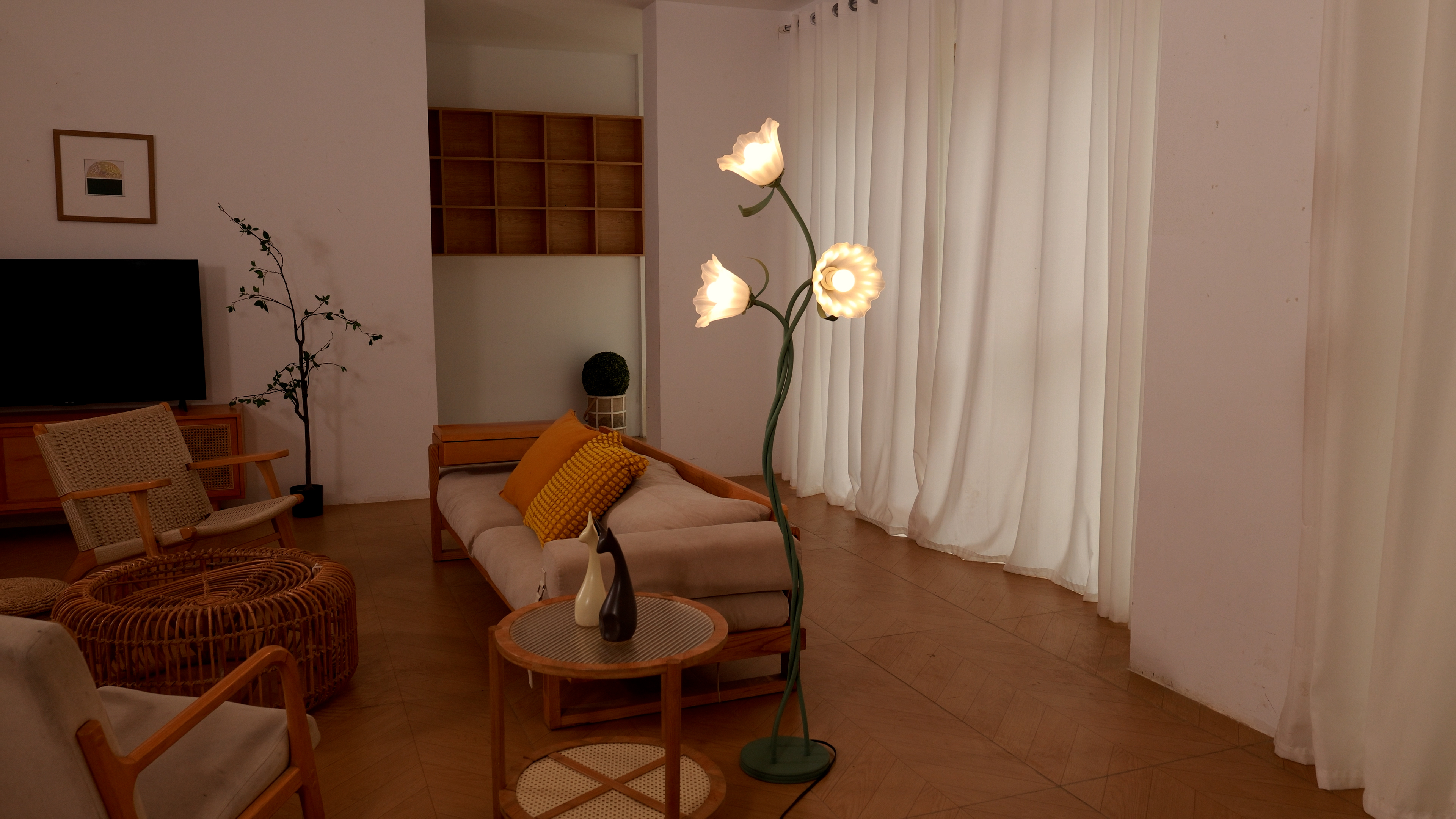 Elaruslux Vintage 3 Heads Flower Floor Lamp with Adjustable