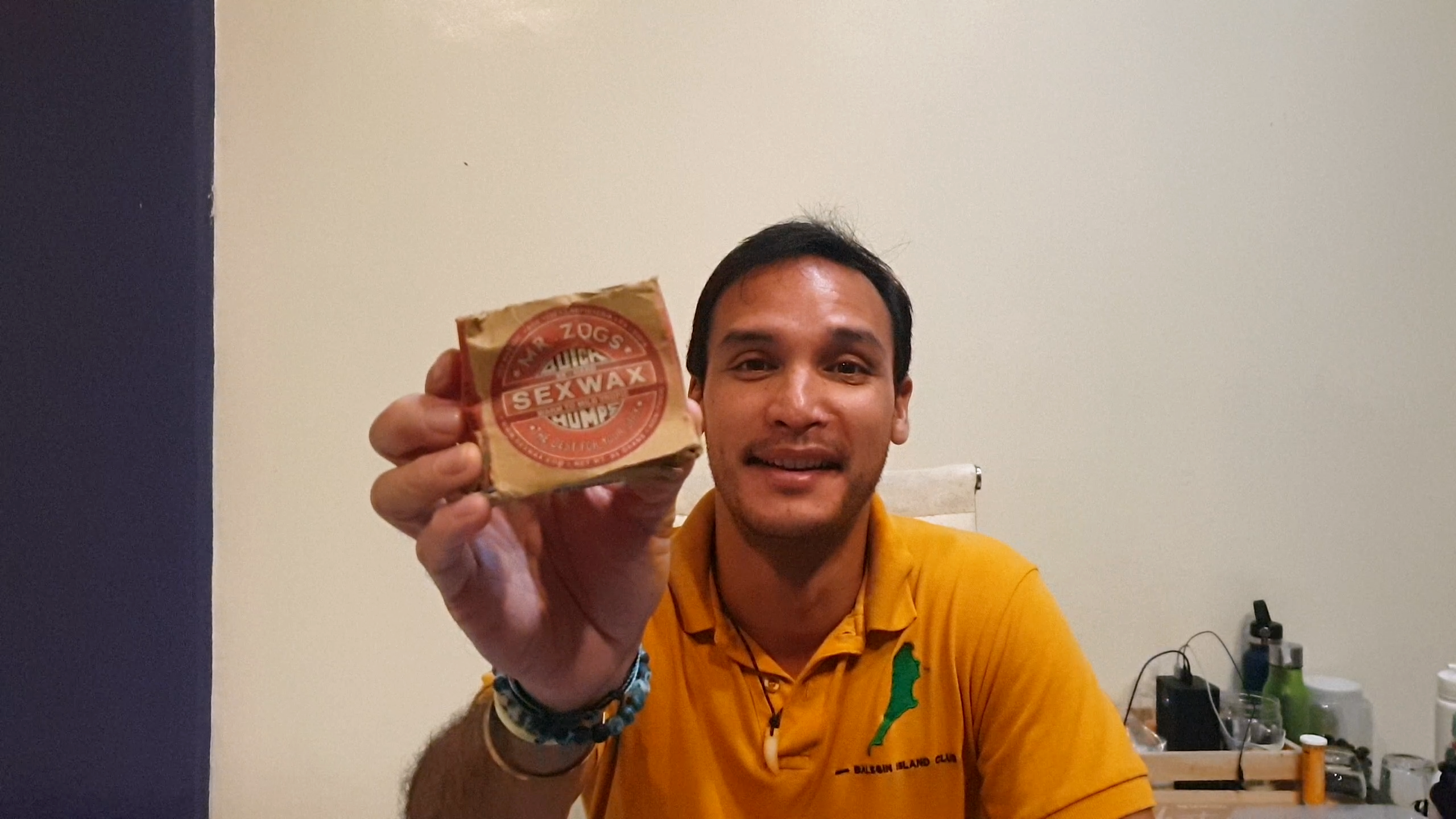 Watch HONEST review of the Mr. Zoggs SEXWAX surfboard wax on