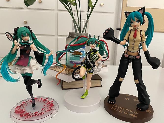 Amazon.co.jp: バンプレスト 初音ミクレーシングver. 「レーシングミク