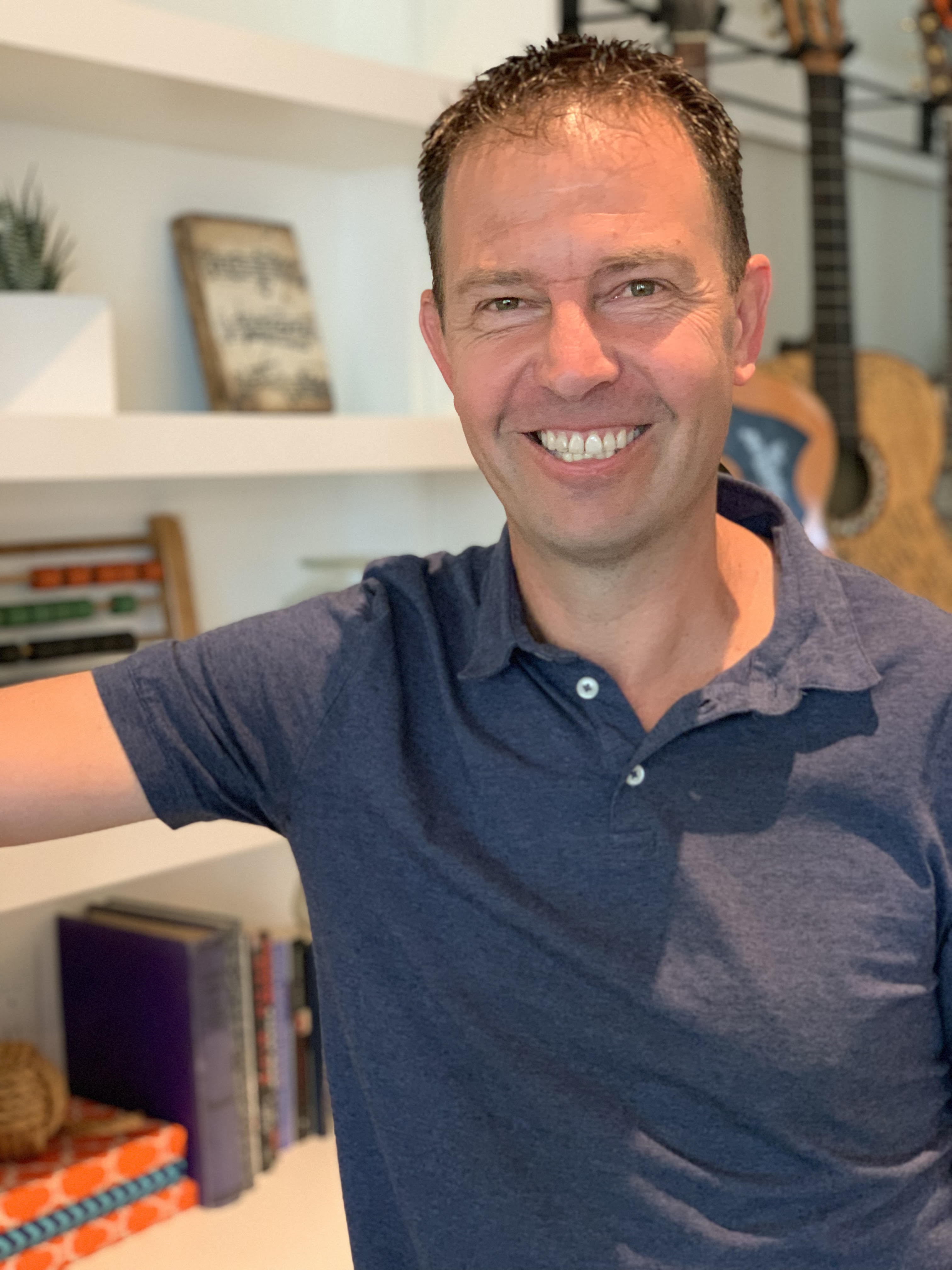 Amazon.com: Lyn Alden: books, biography, latest update