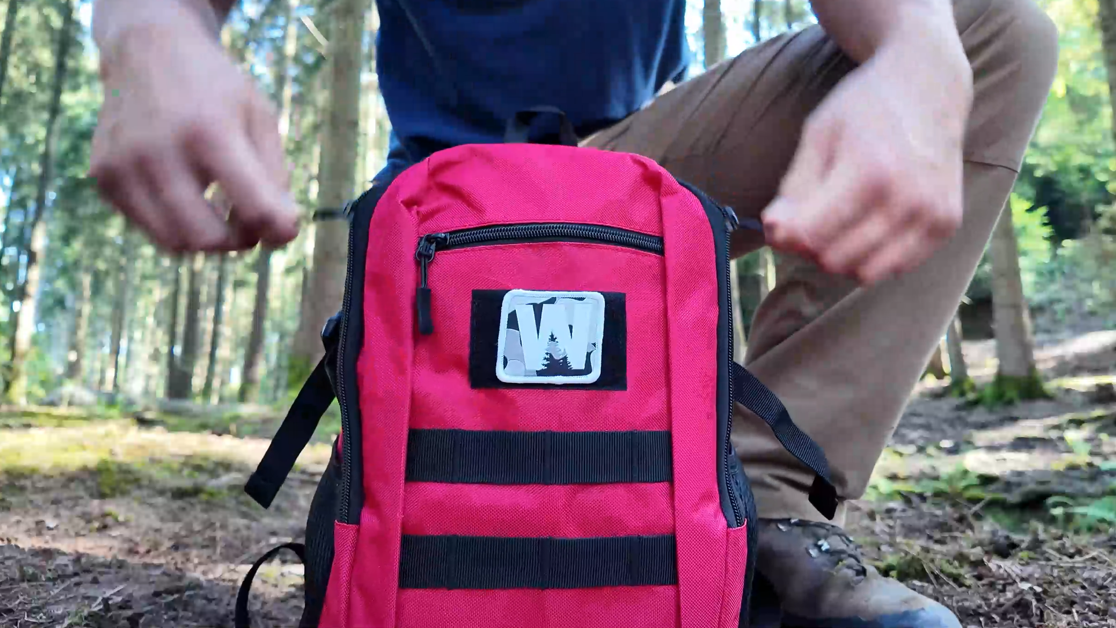 Kit de survie en sac à dos militaire XL vert avec trousse de Premiers