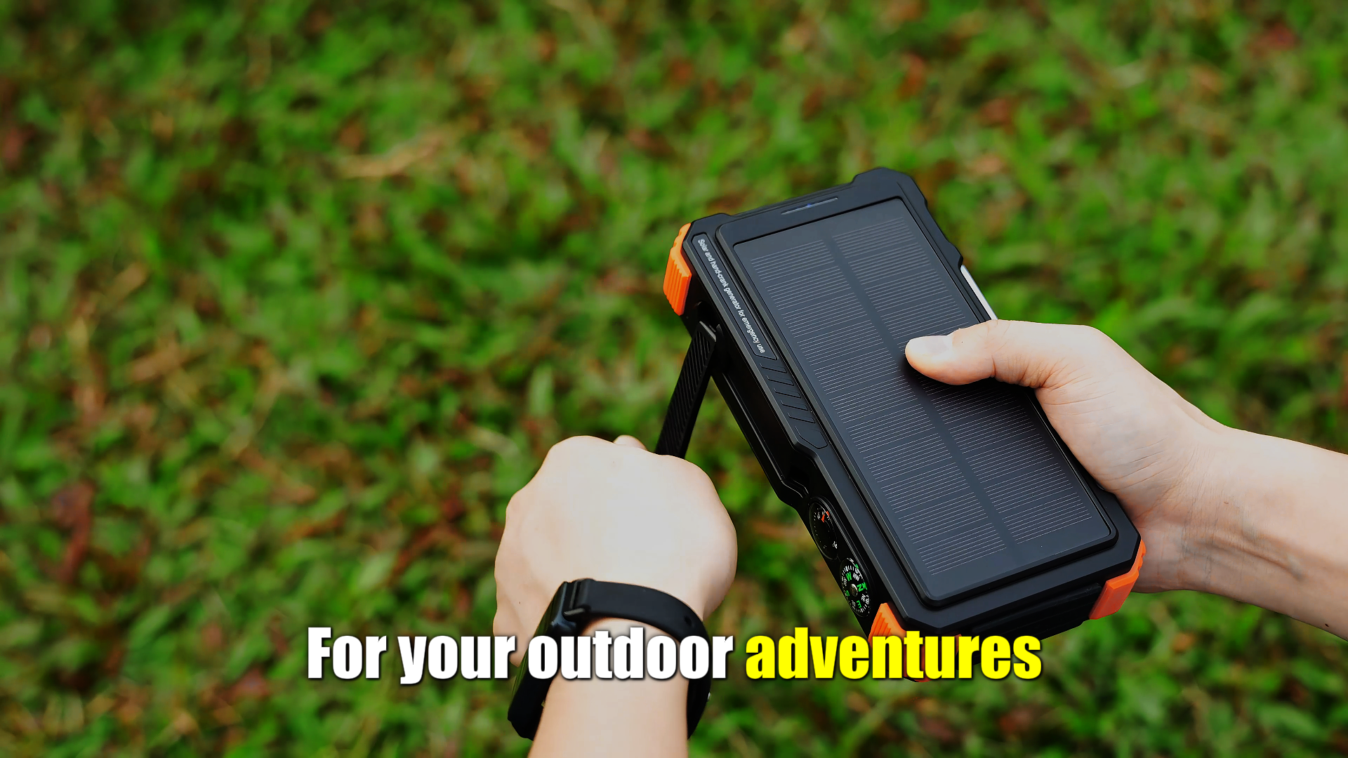 Amazon.com: BLAVOR Solar Power Bank with Hand Crank and 4 Cables