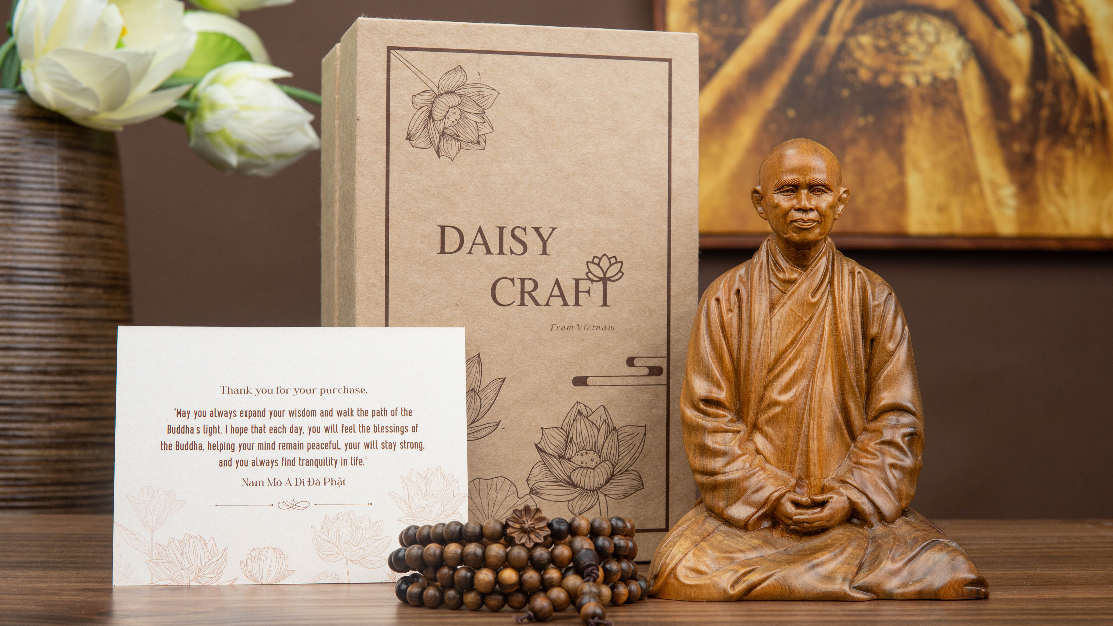 Estatua de Buda Thich Nhat Hanh de madera para meditación miniatura 7