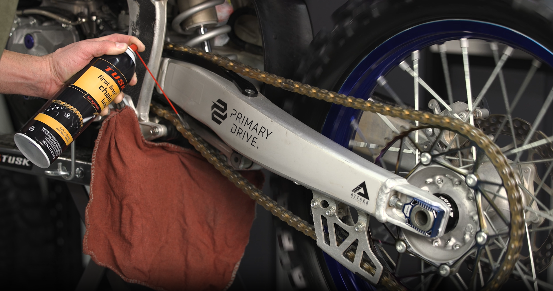 Amazon.com: TUSK First Line Synthetic Chain Lube 13 oz  O-Ring Safe Chain  Lubricant Aerosol Spray  Protects Dirt Bikes, Motorcycles, UTVs & ATVs  from Rust & Wear : Automotive
