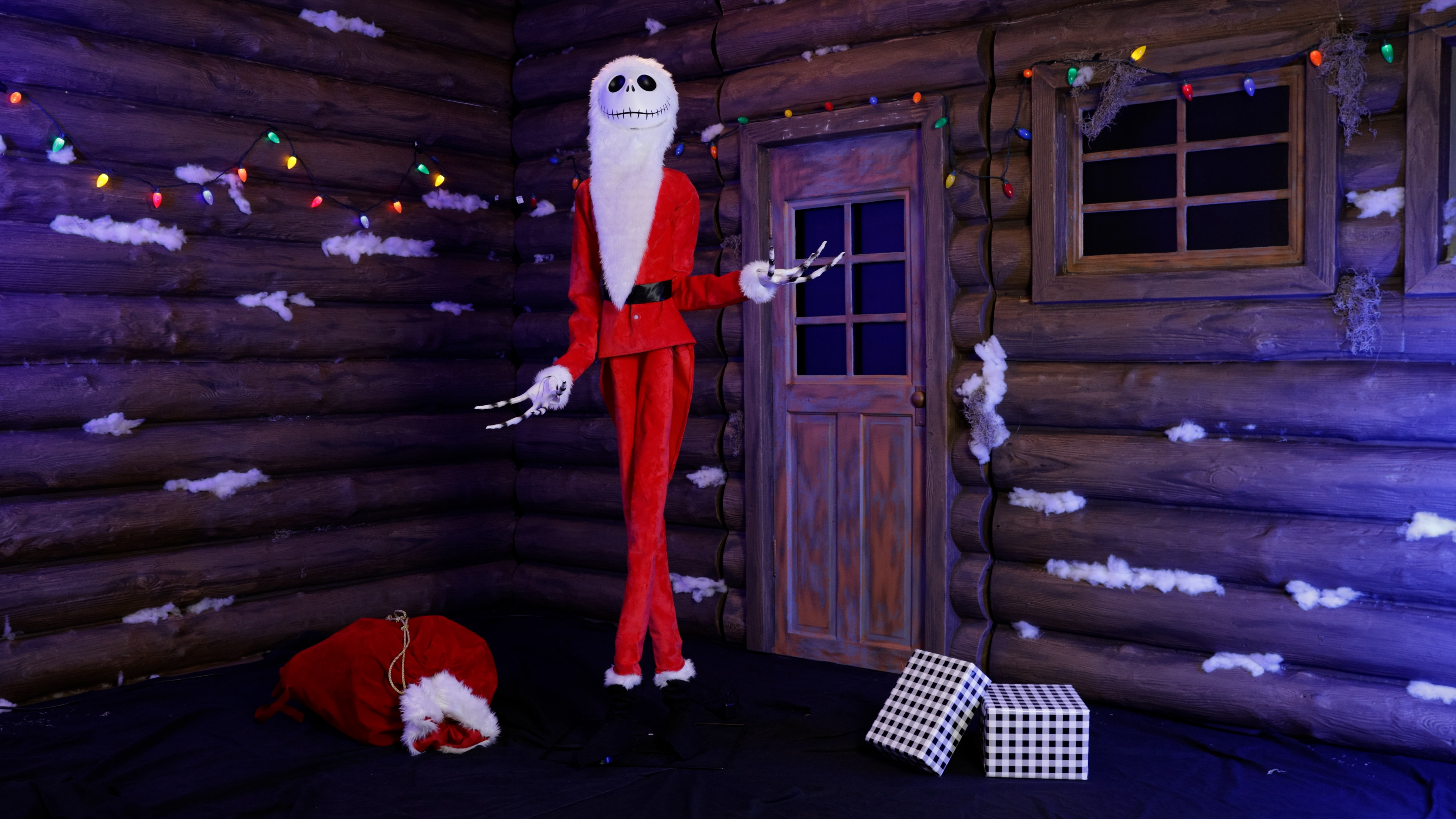Amazon.com : Gemmy Life Size Animated KD Jack Skellington as Santa