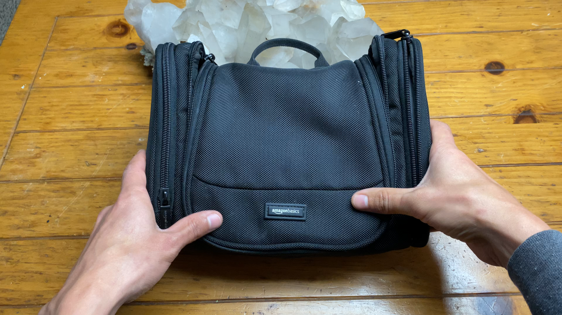 Watch Amazon Basics Hanging Travel Toiletry Bag Review on Amazon Live Watch Amazon Basics Hanging Travel Toiletry Bag Review on Amazon Live