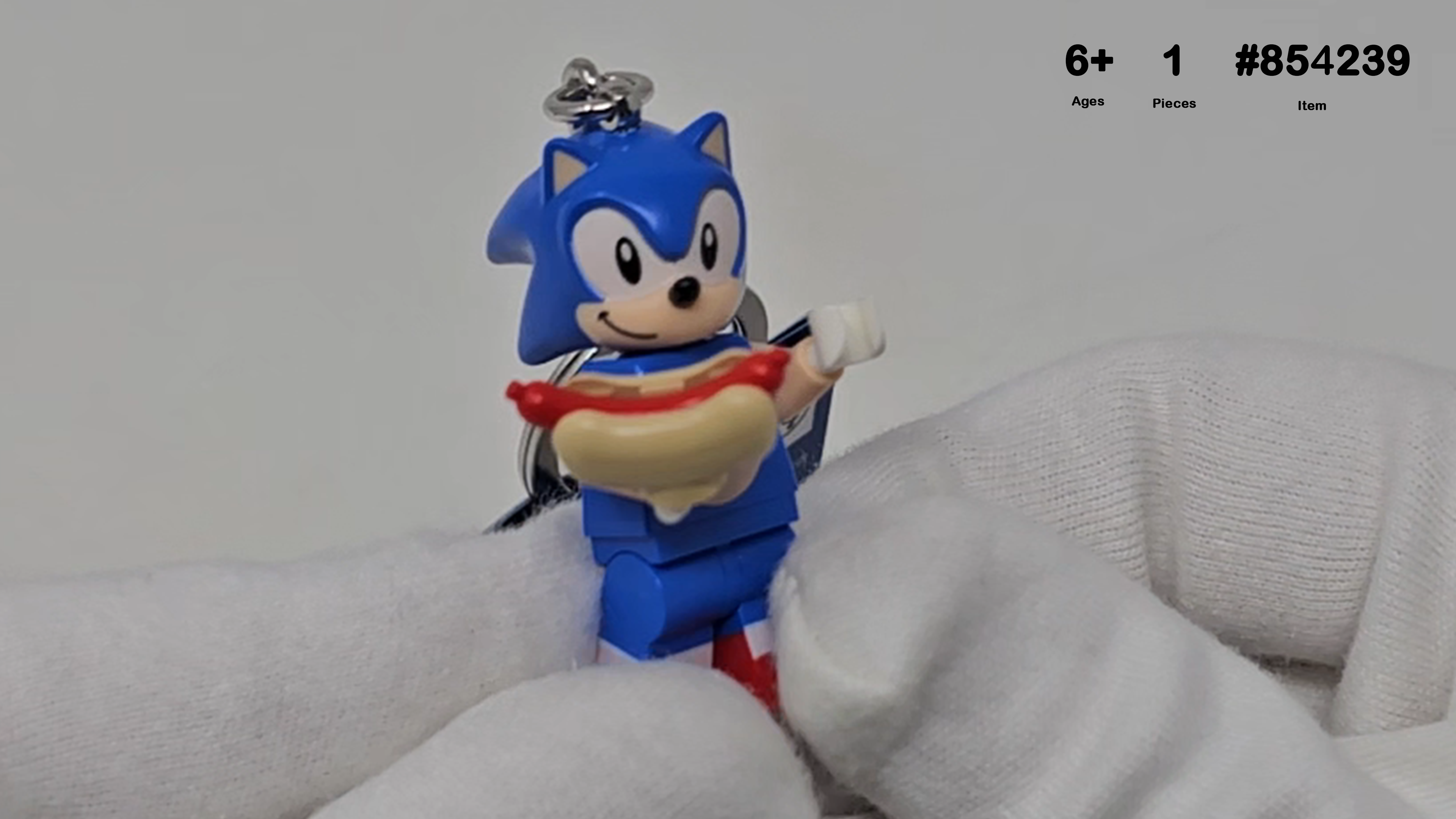 LEGO Sonic The Hedgehog Minifigure Keyring 854239 : Amazon.co.uk