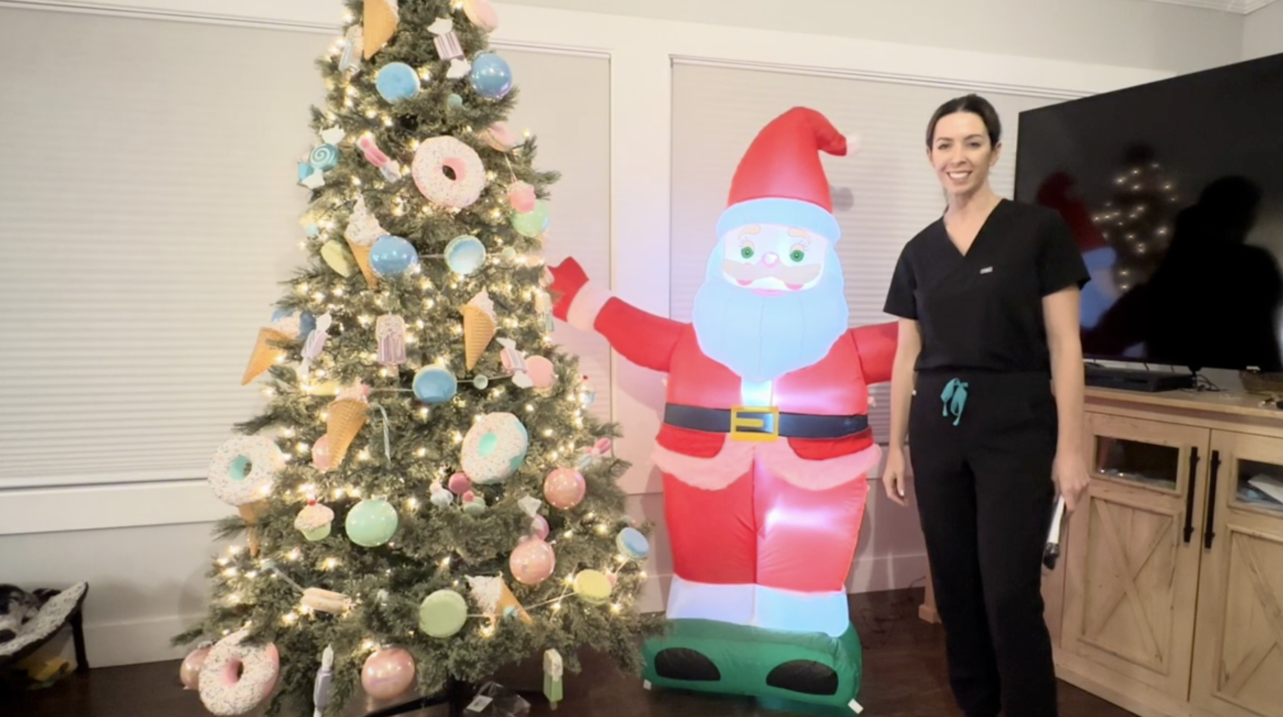 Watch 6 foot inflatable Santa-so easy to set up, indoor or outdoor on ...