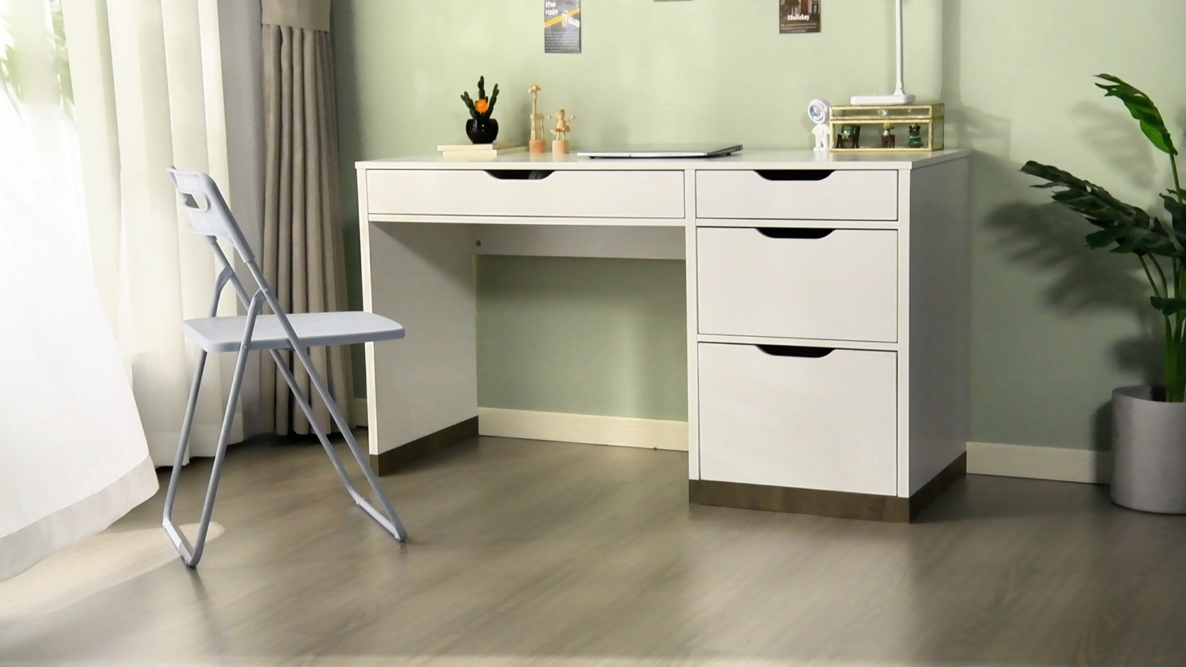 Amazon.com: MaverickFurni White Desk with Drawers, 48 Inch Small