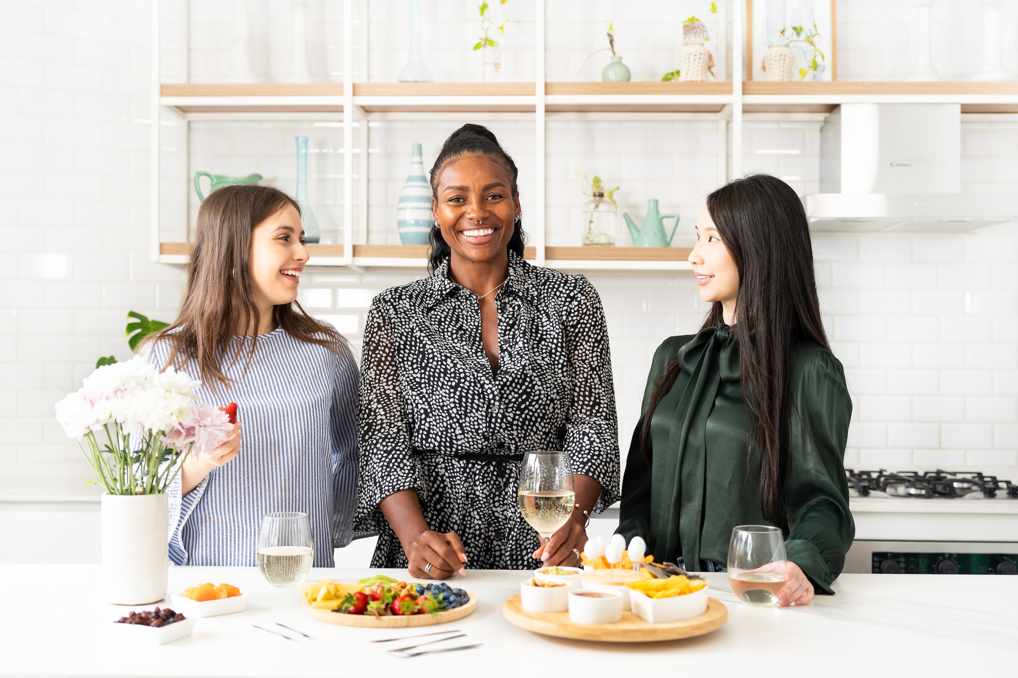Amazon.com: Shoum Chip and Dip Serving Set - Divided Appetizer