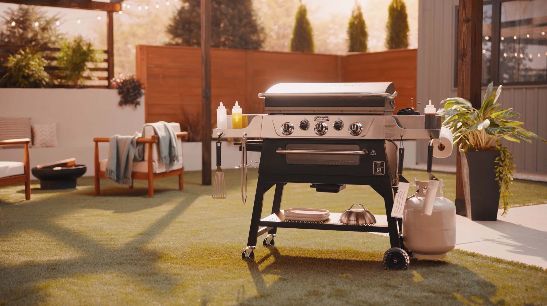 Cuisinart 28” Outdoor Griddler™ & Broiler Combo - 2-in-1 Carbon