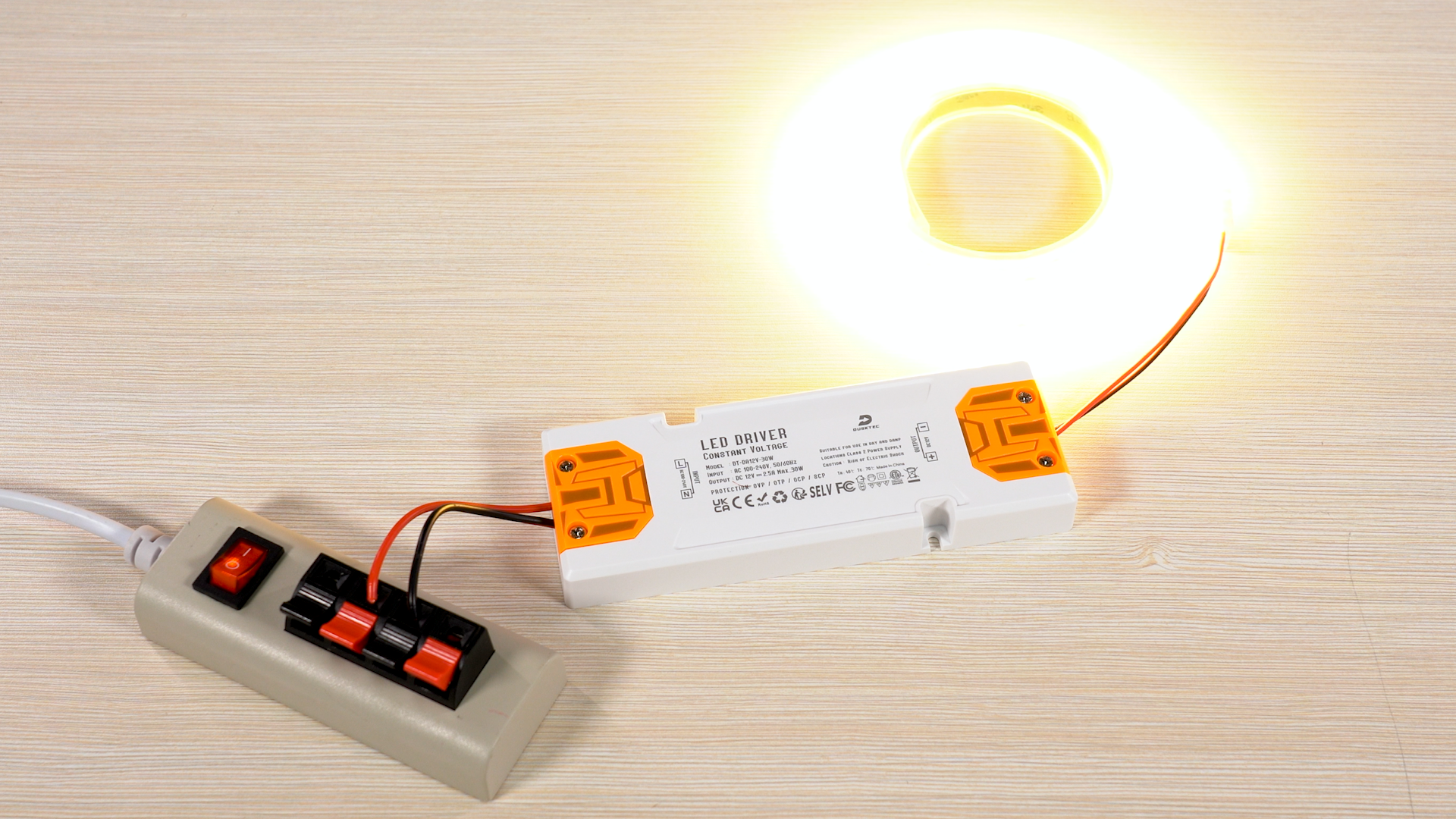 Trasformatore Led rgb Mini Controller 12v Alimentatore Striscia 3 Pin Trasformatore Led rgb Mini Controller 12v Alimentatore Striscia 3 Pin
