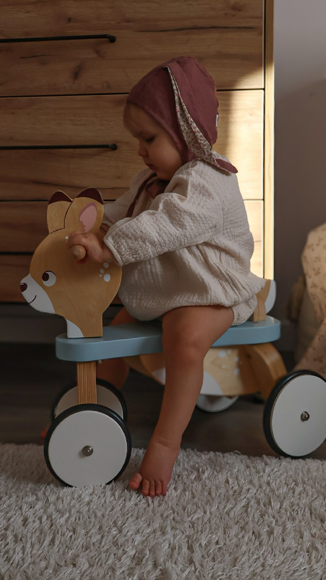 Amazon.com: Le Toy Van - Petilou Wooden Ride On Deer Push Along