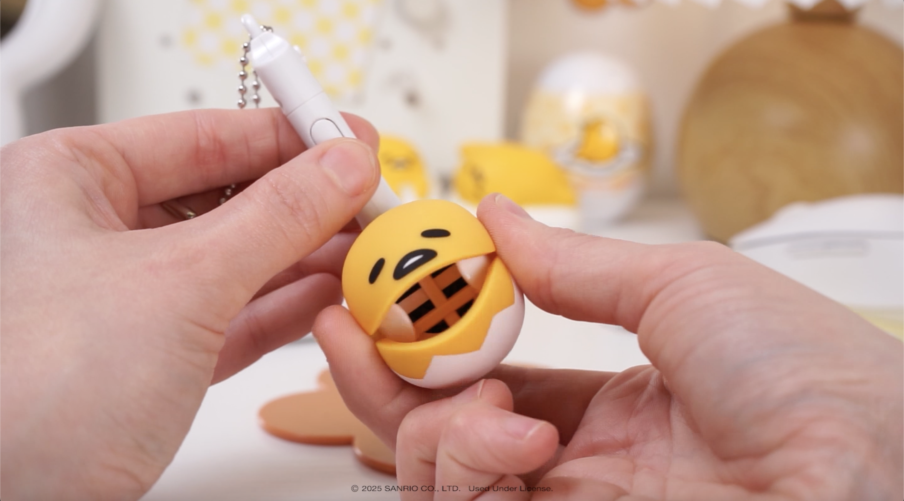 ギター GUDETAMA Amazon.com: Otamatone Melody Gudetama Electronic Portable